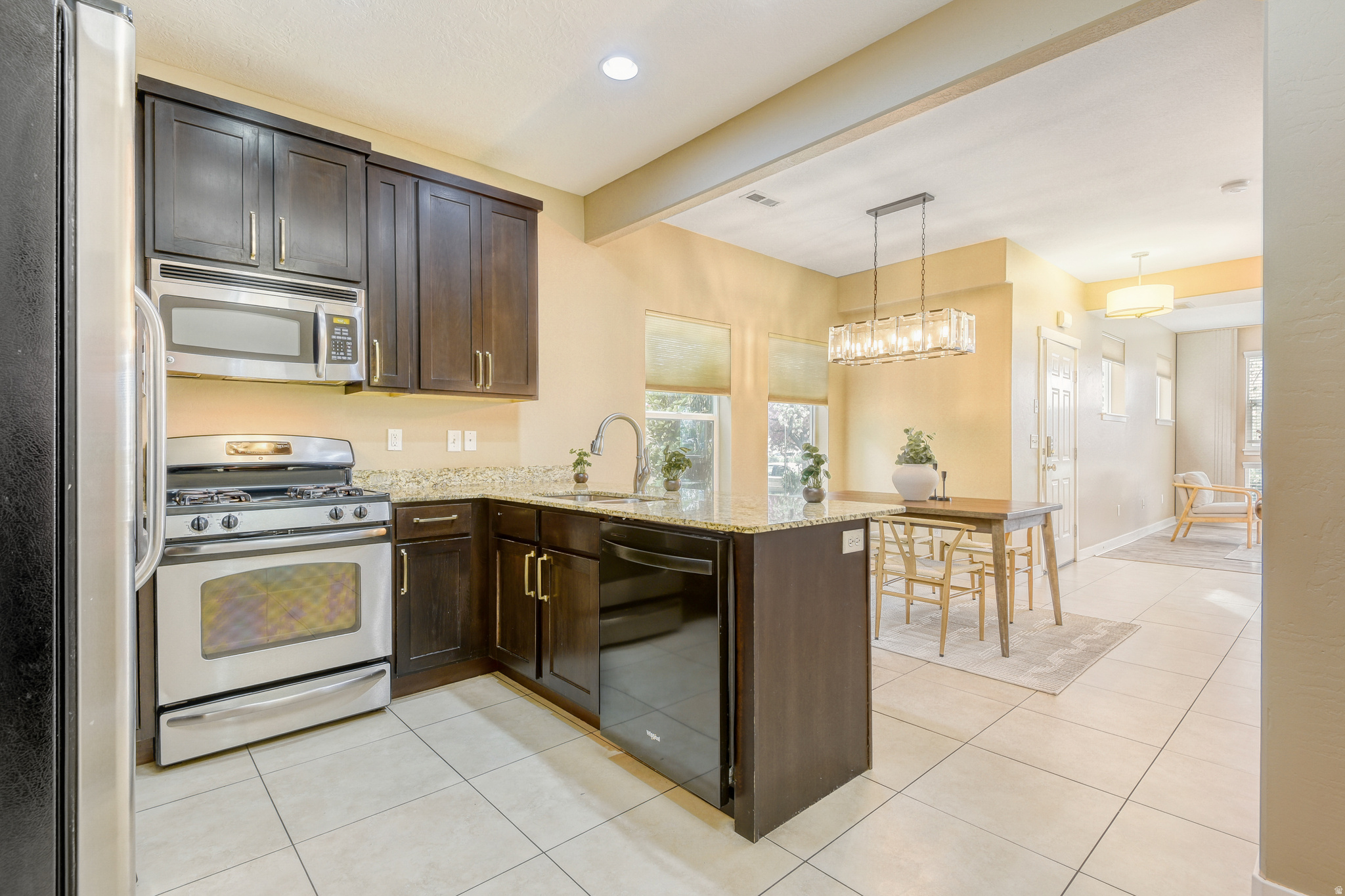FARMINGTON CROSSING - Residential