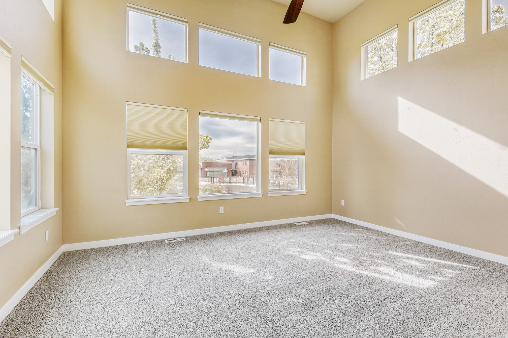 FARMINGTON CROSSING - Residential