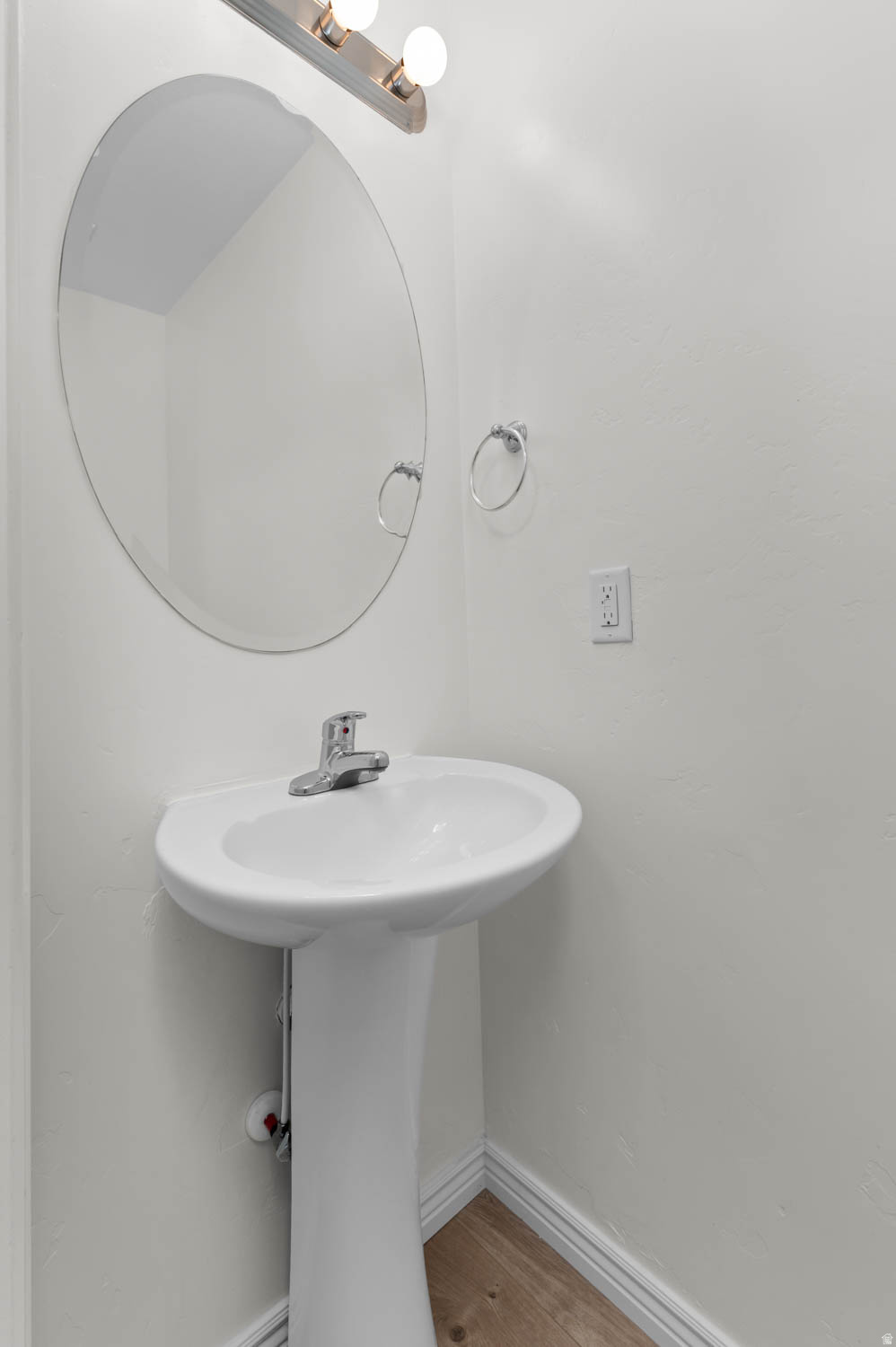 MAPLE MOUNTAIN - Residential Lease