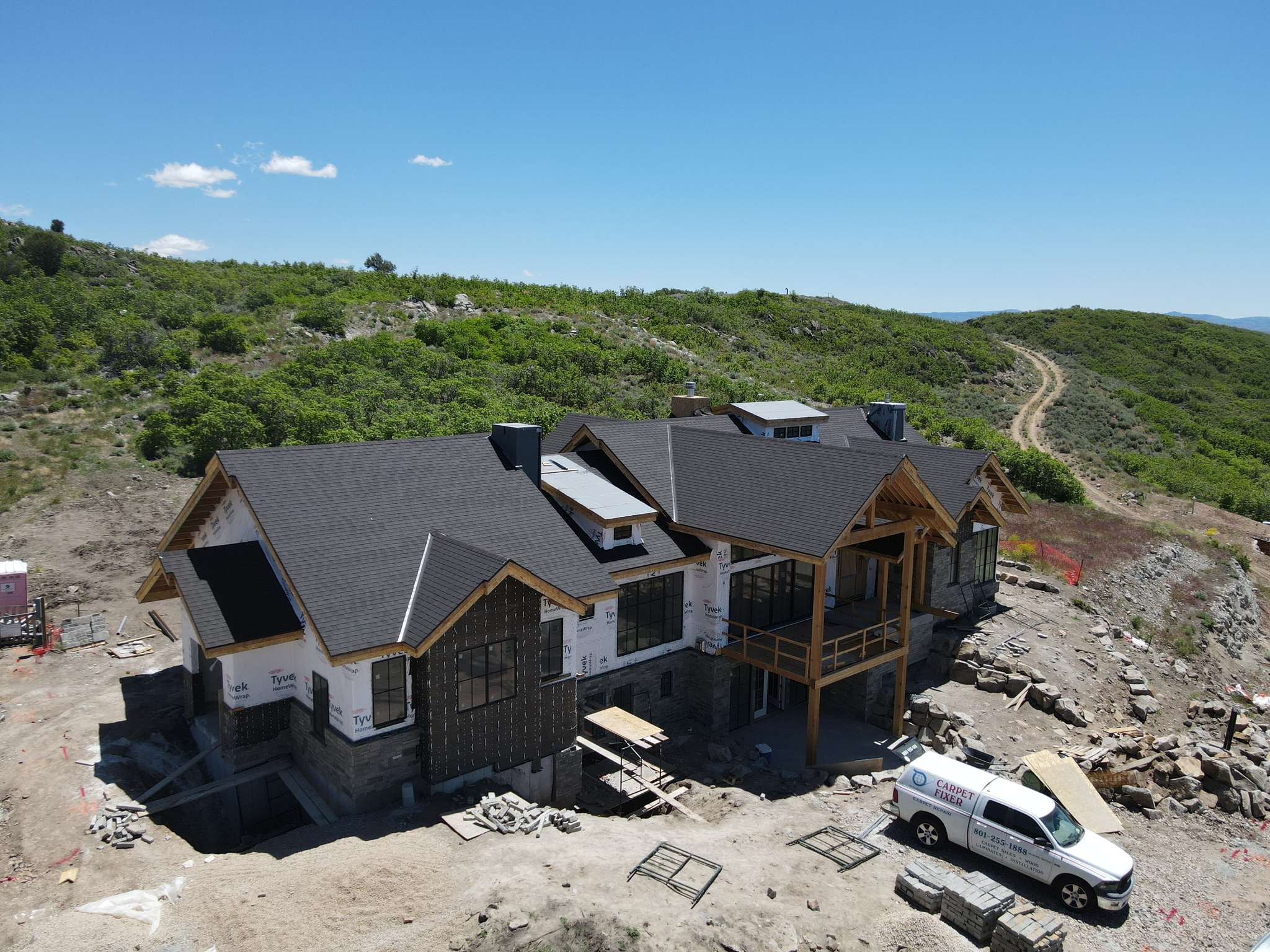 GOLDEN EAGLE - Residential