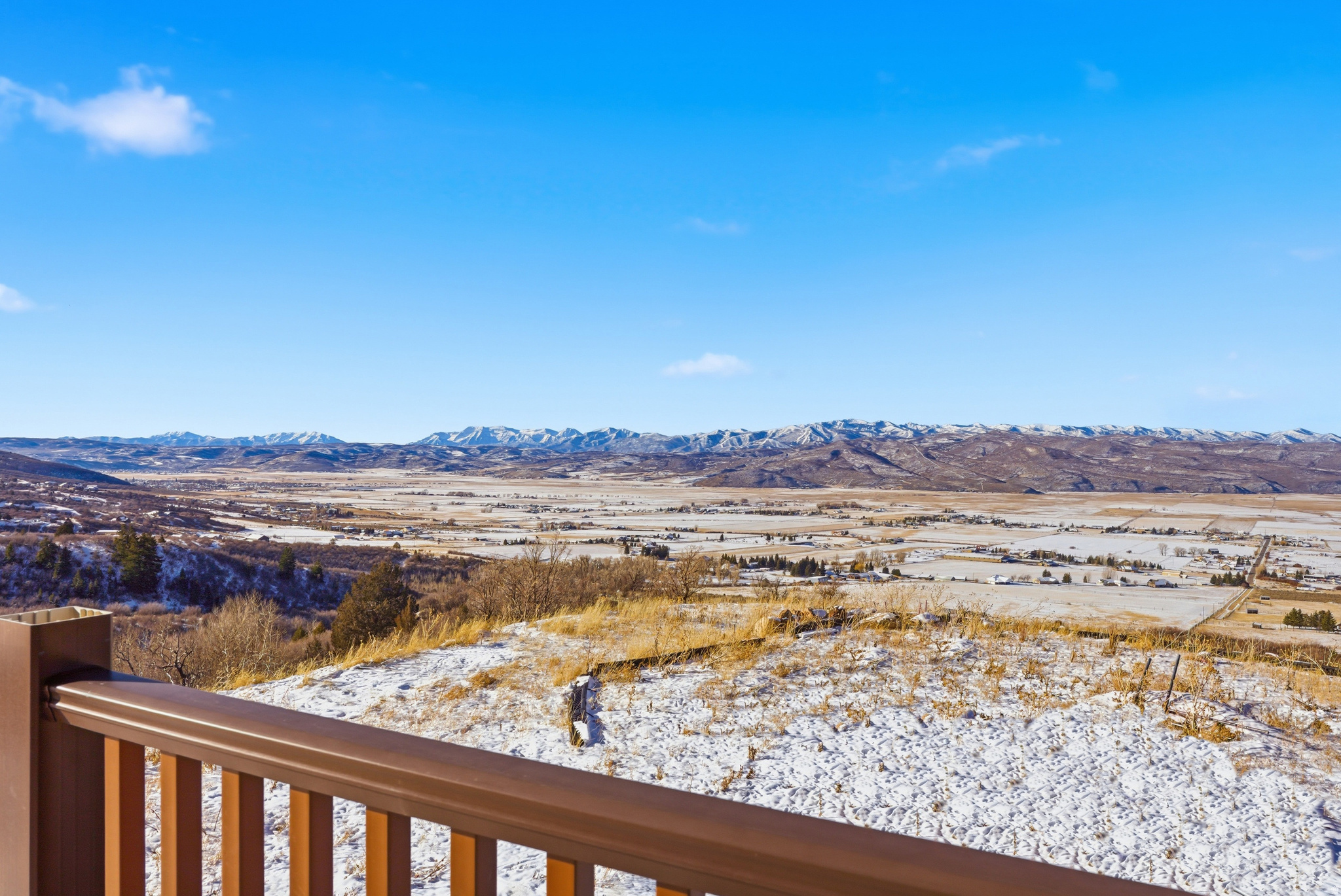 ELK HILLS - Residential