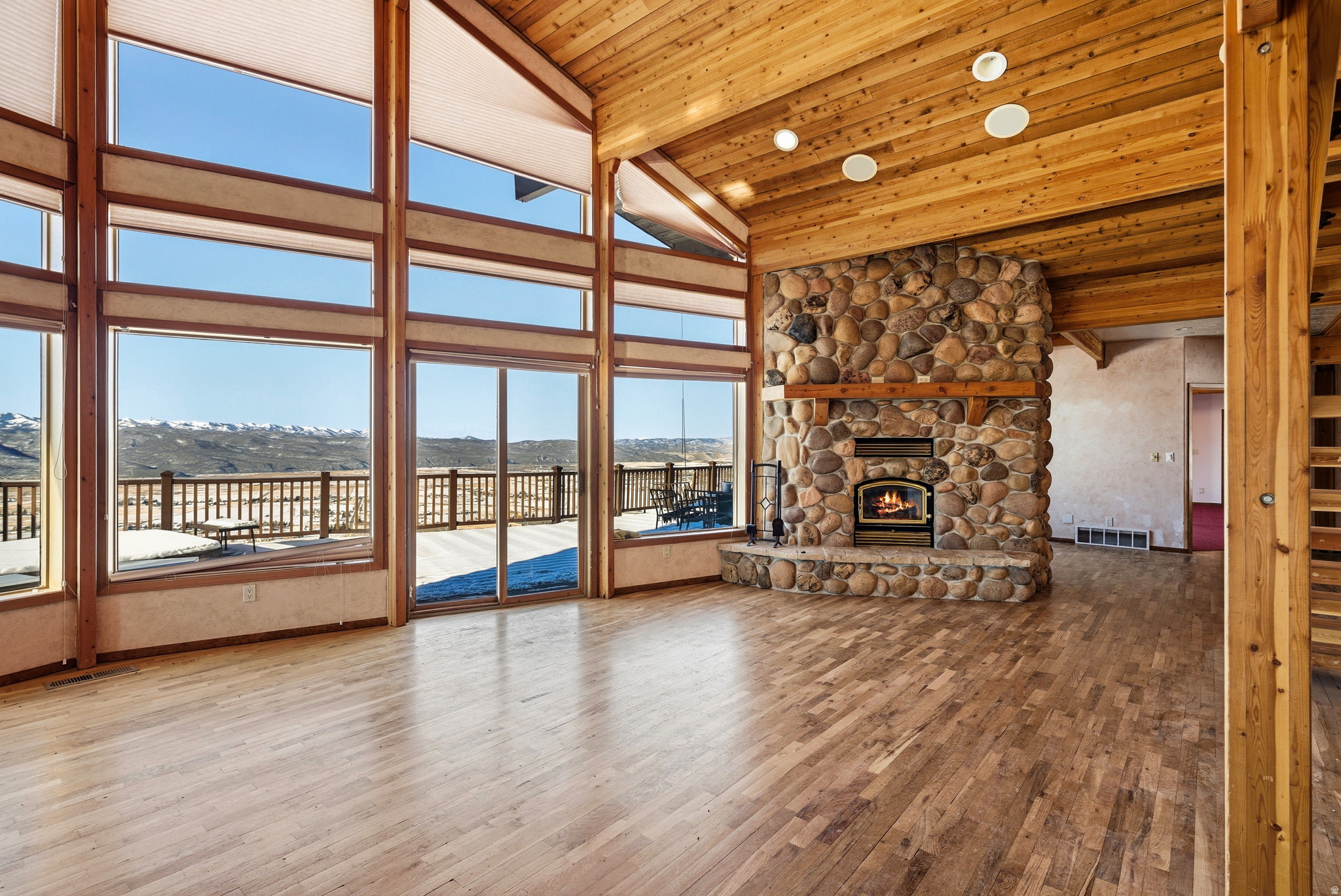 ELK HILLS - Residential