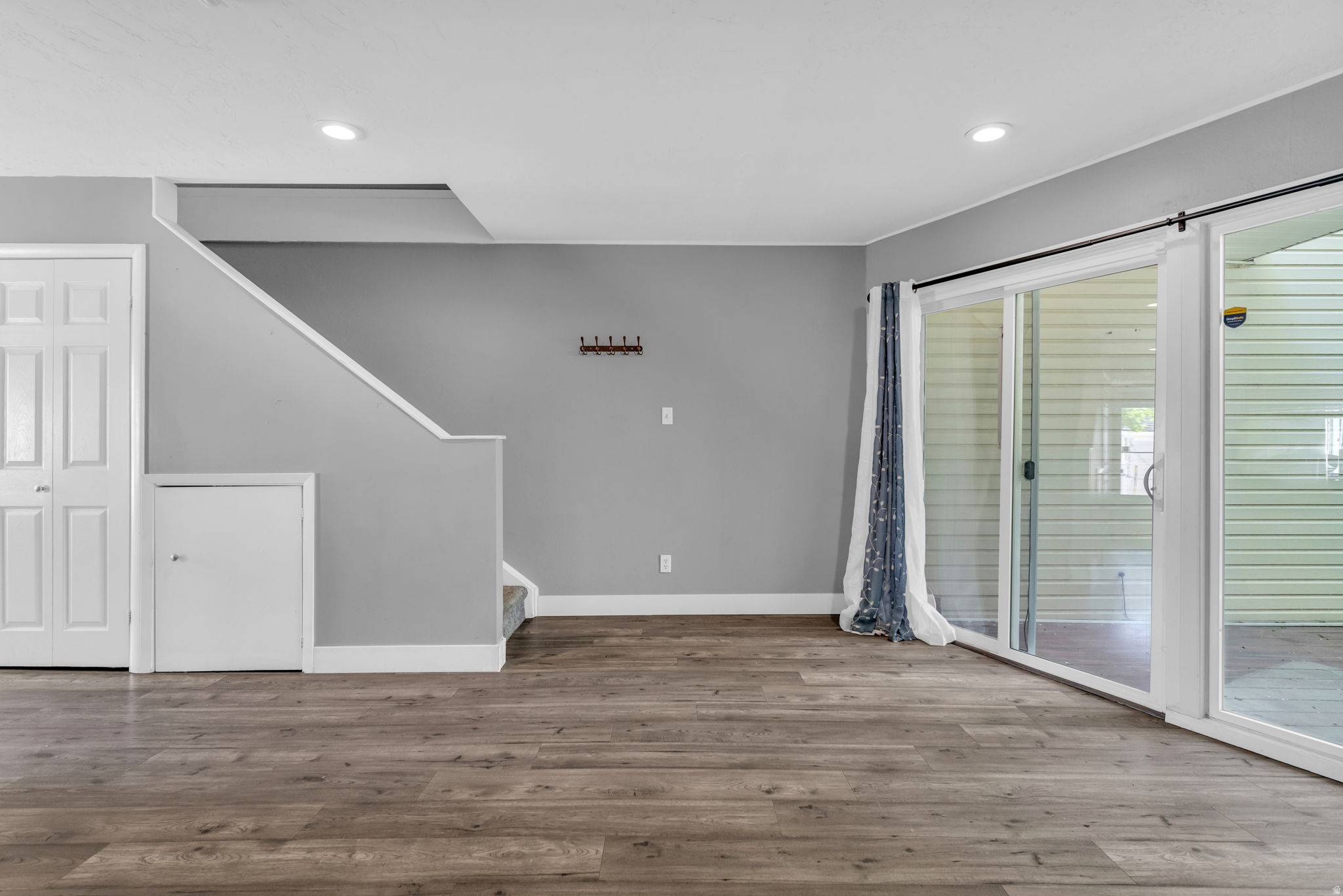 APPLEGATE - Residential