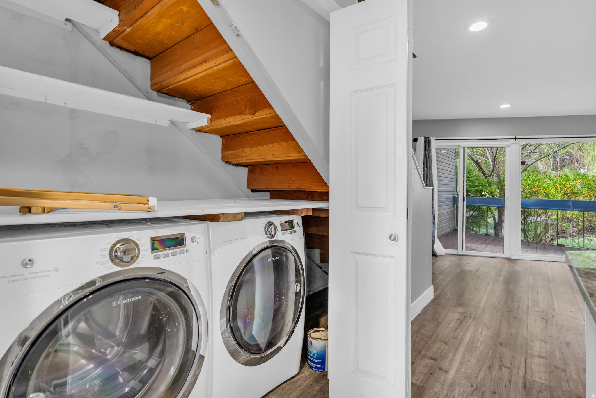 APPLEGATE - Residential