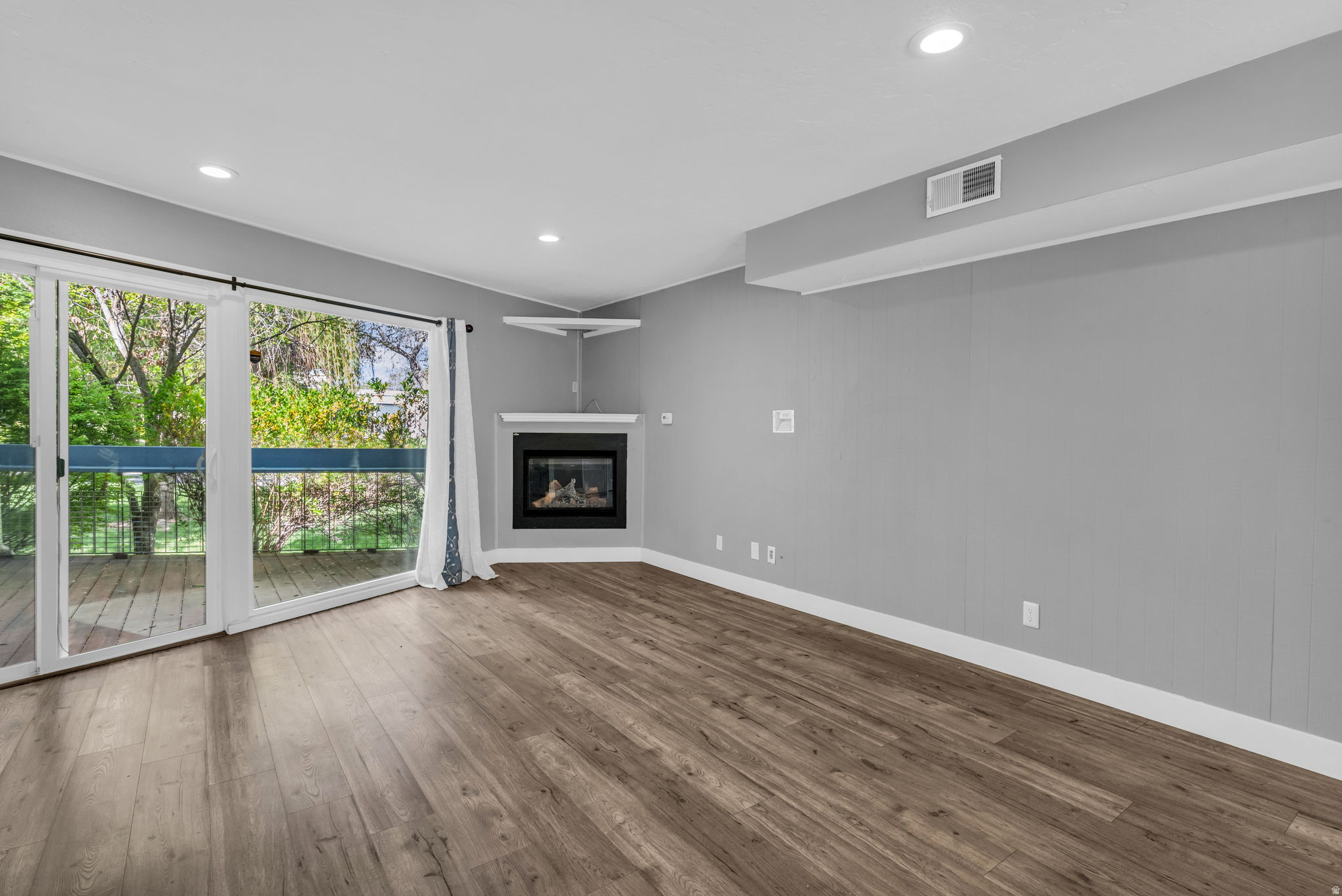 APPLEGATE - Residential