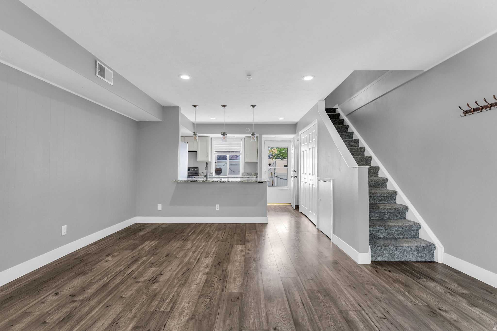 APPLEGATE - Residential