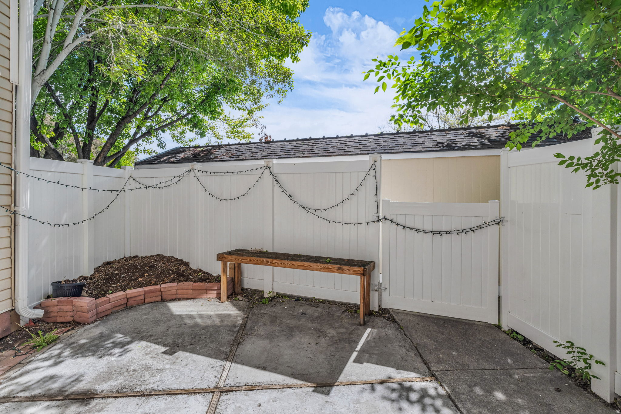 APPLEGATE - Residential