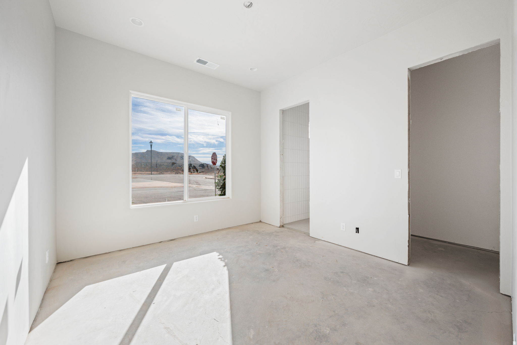 LAKESIDE STUCKI FARMS - Residential