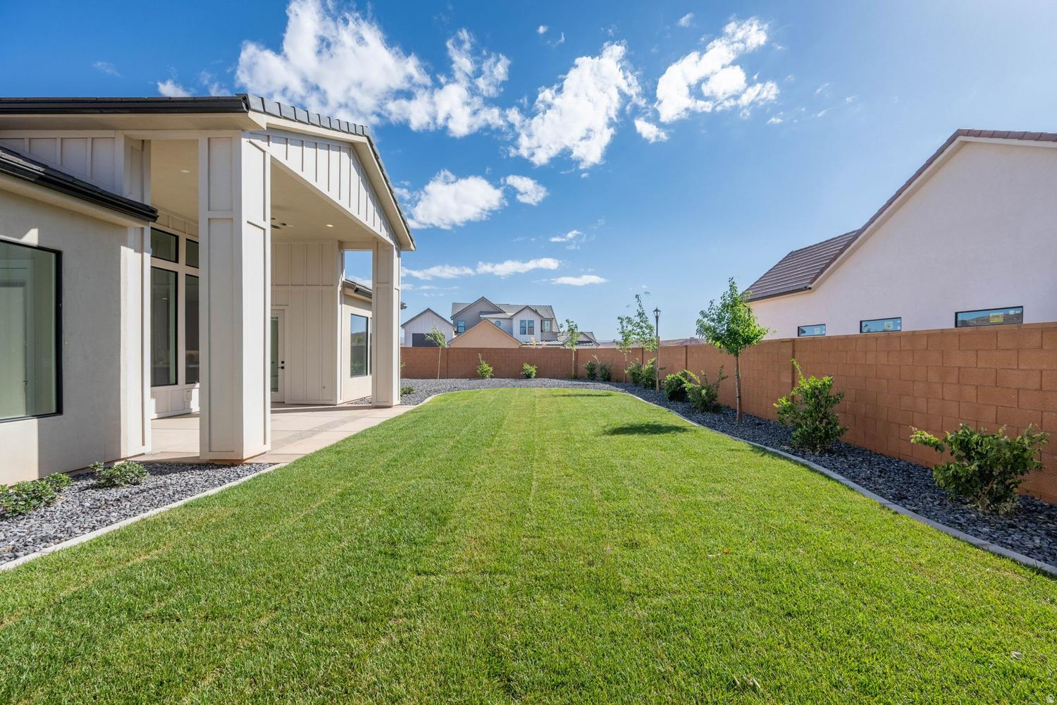 LAKESIDE STUCKI FARMS - Residential