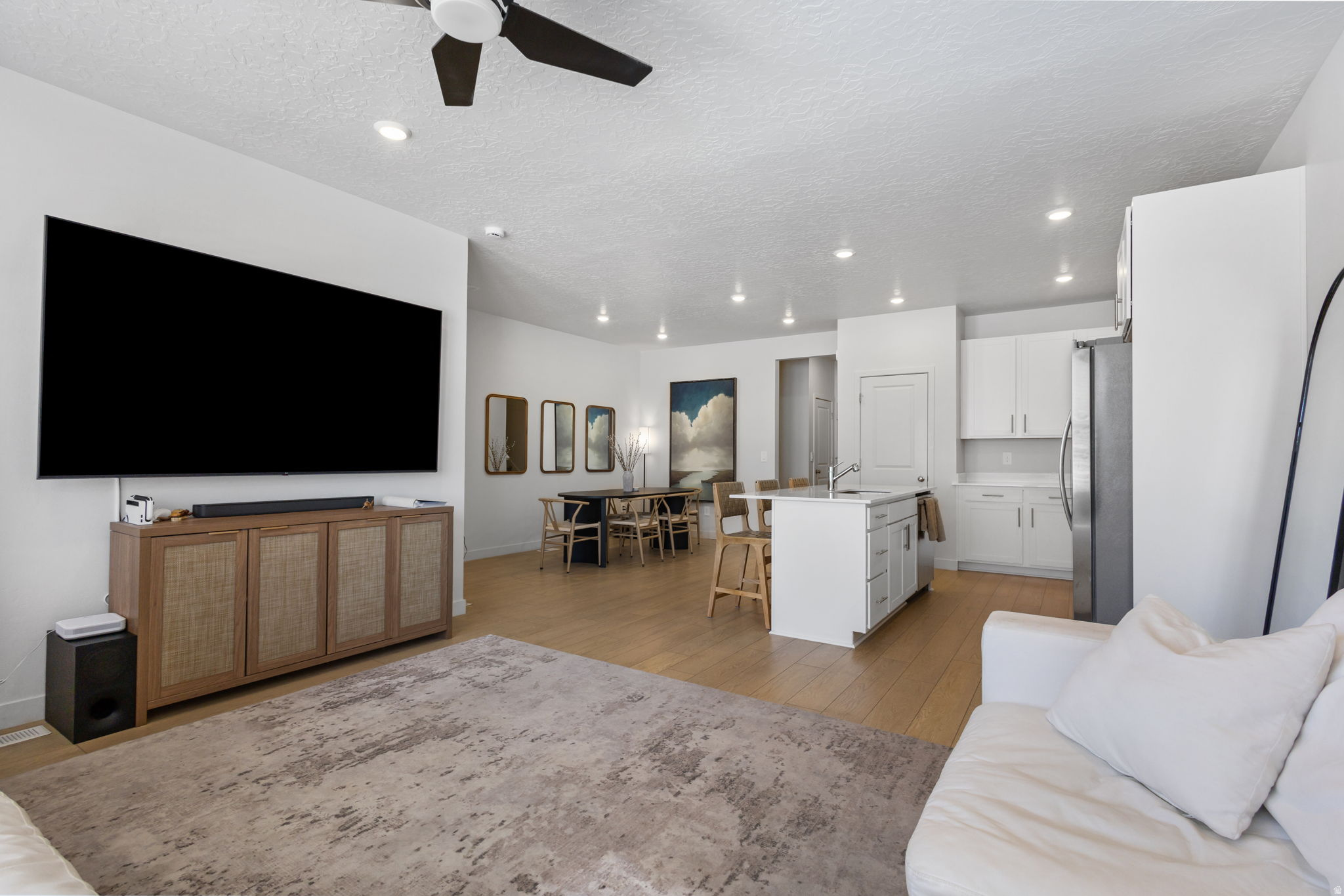 RIDGEVIEW - Residential