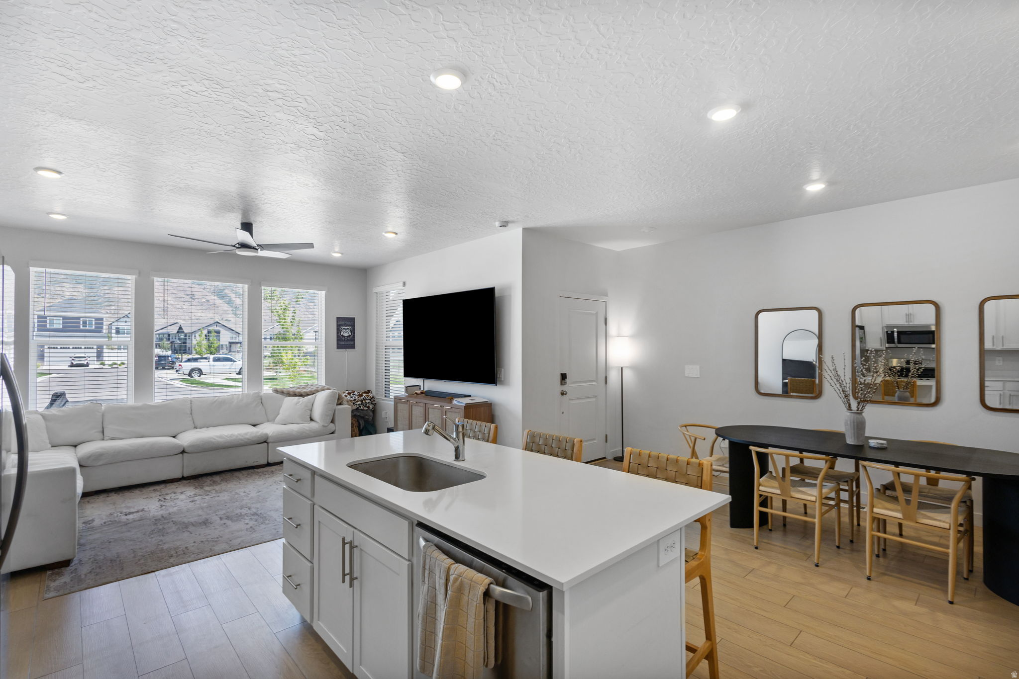 RIDGEVIEW - Residential