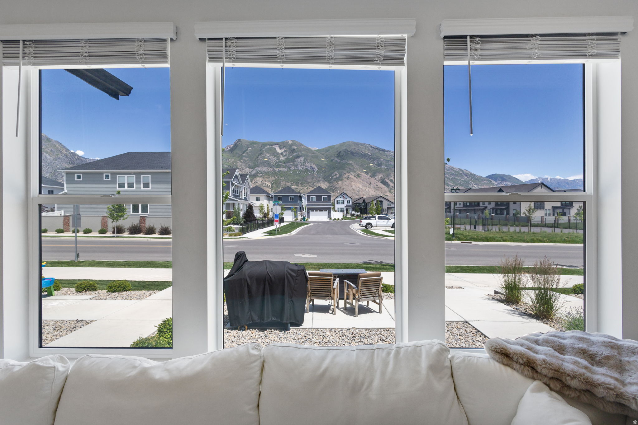 RIDGEVIEW - Residential