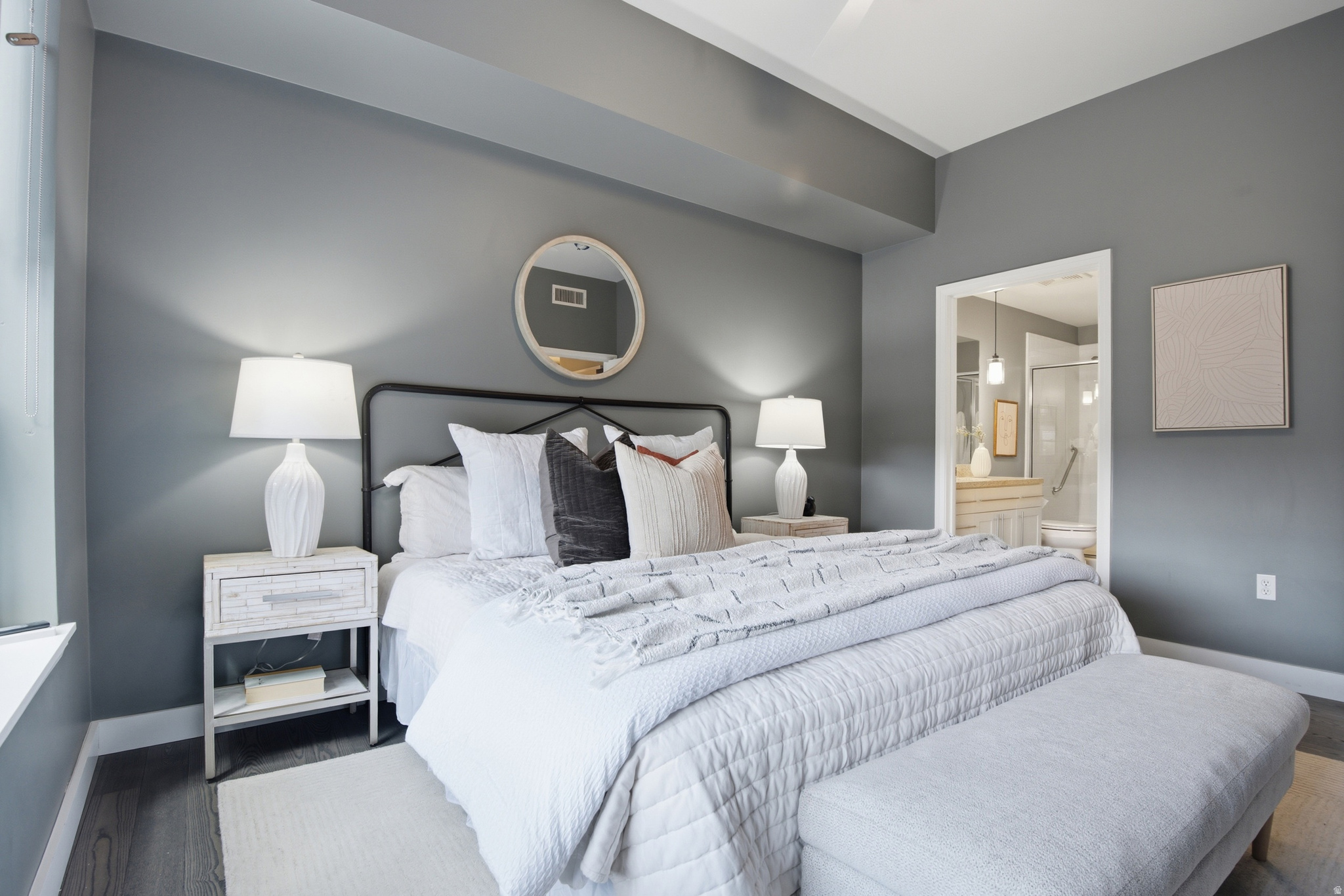METRO CONDOMINIUMS - Residential