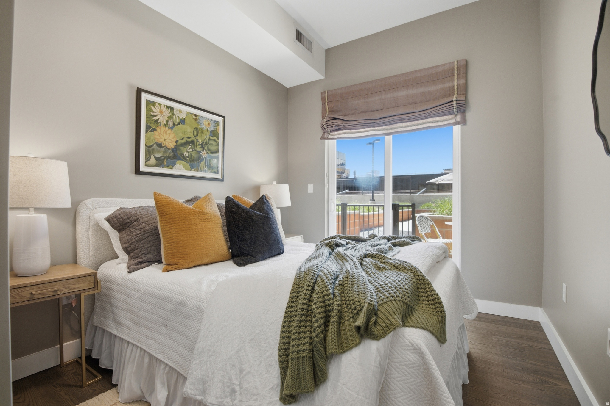 METRO CONDOMINIUMS - Residential