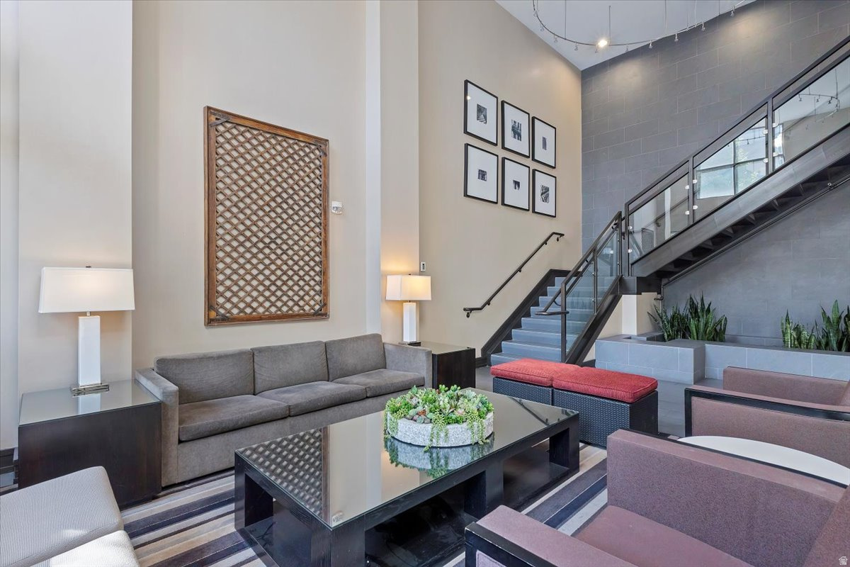 METRO CONDOMINIUMS - Residential