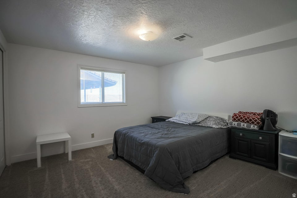 BLOOMINGTON HILLS - Residential