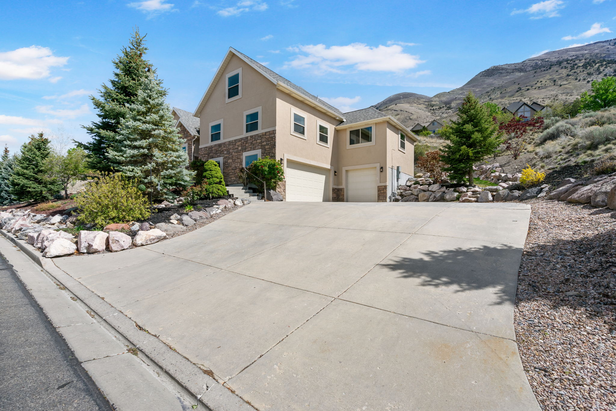 AVANYU ACRES PUD - Residential