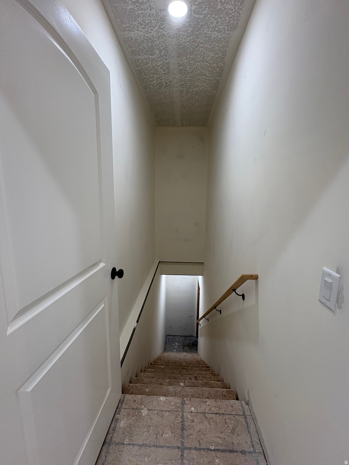 MAYFIELD ESTATES - Residential