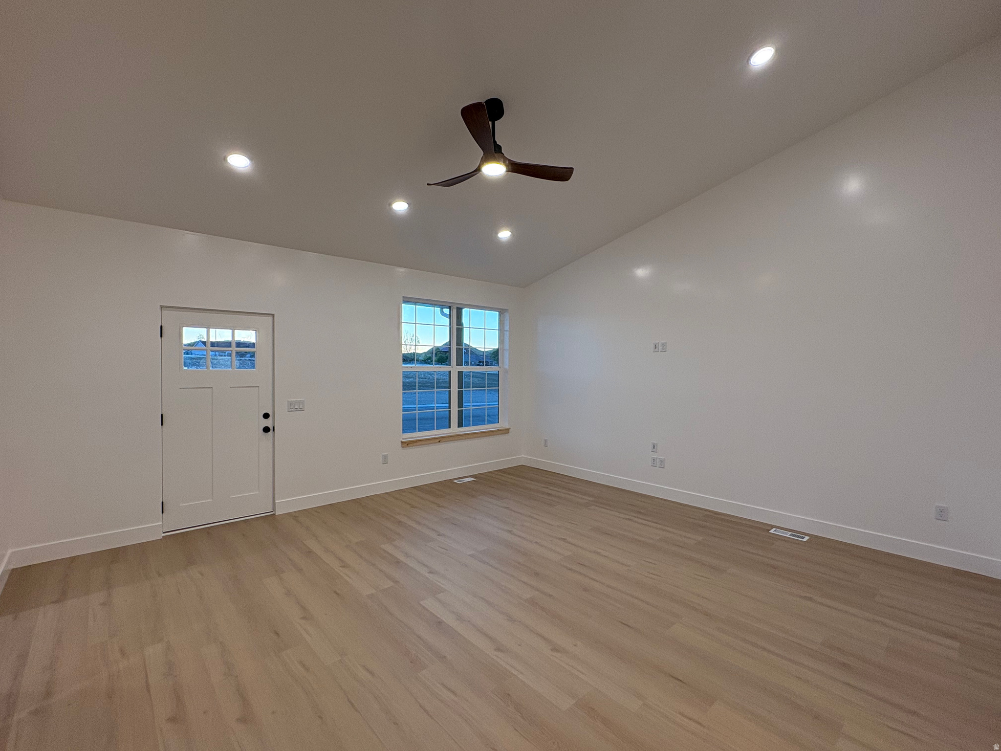 MAYFIELD ESTATES - Residential