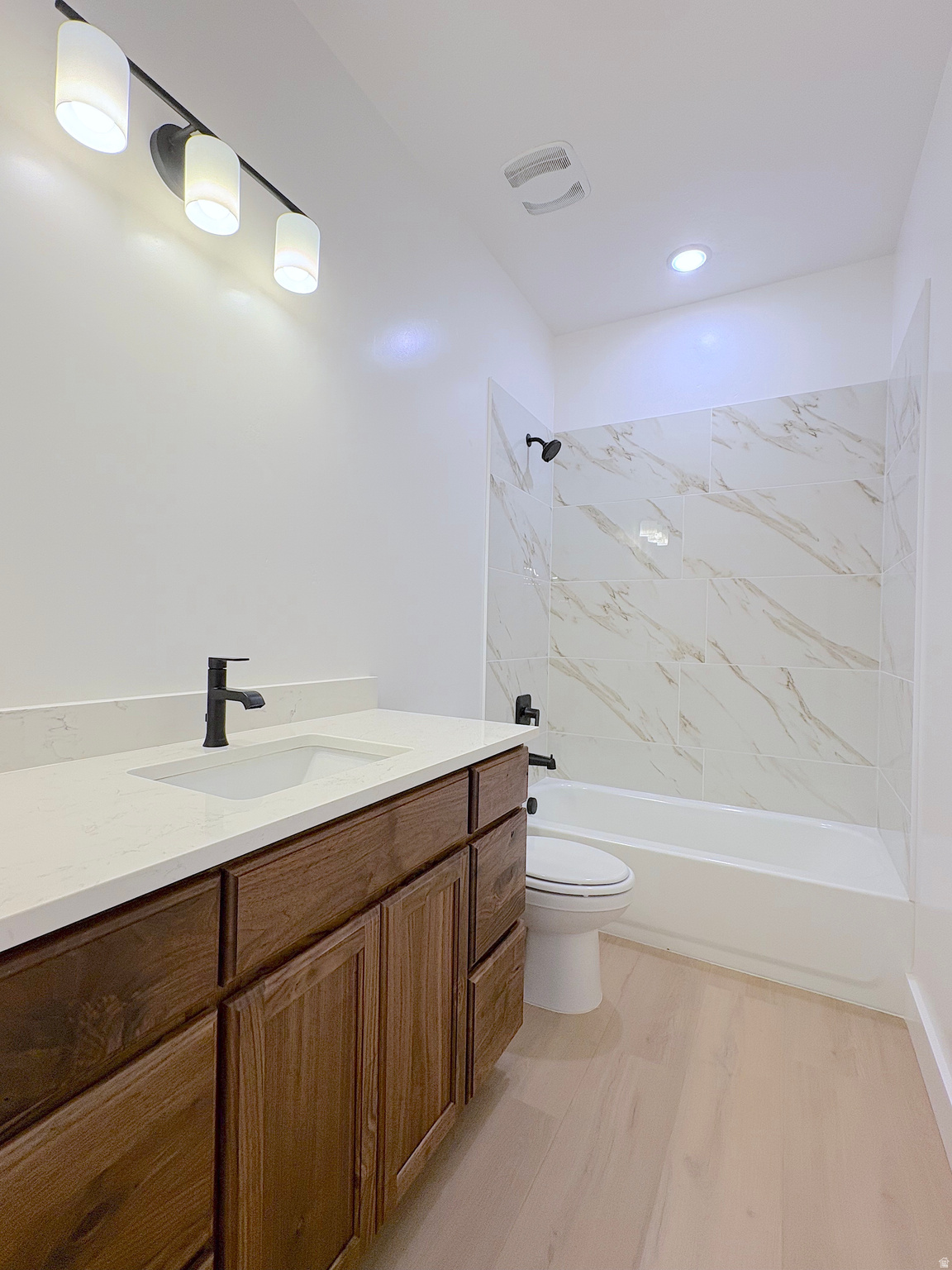 MAYFIELD ESTATES - Residential