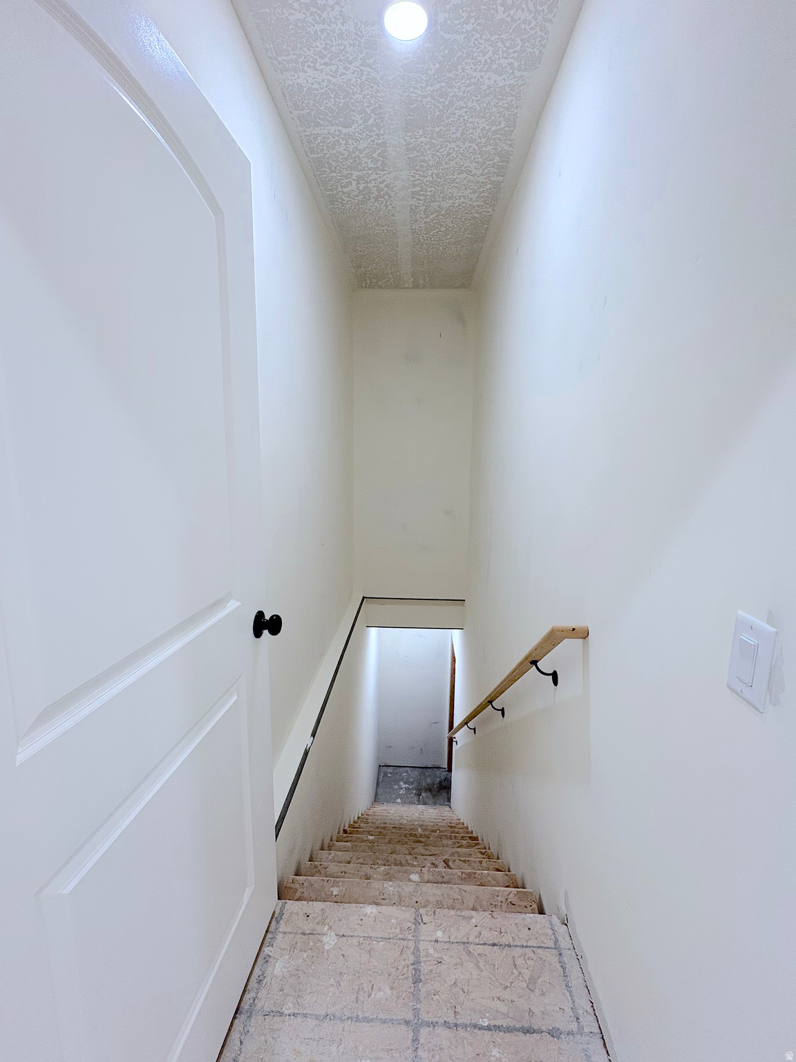 MAYFIELD ESTATES - Residential