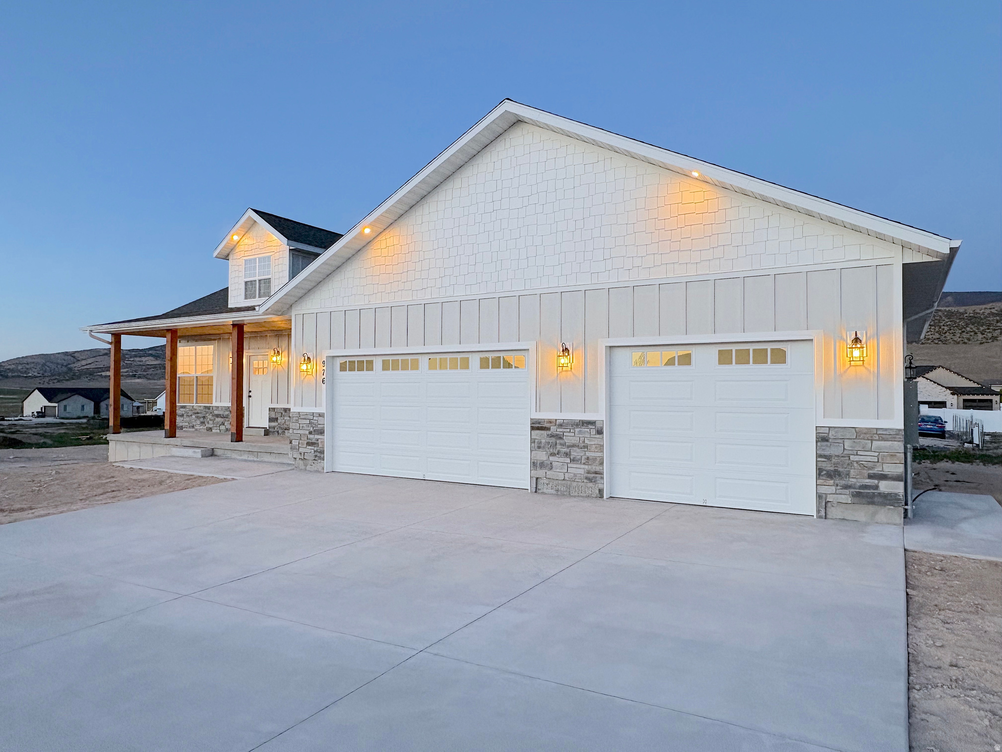 MAYFIELD ESTATES - Residential