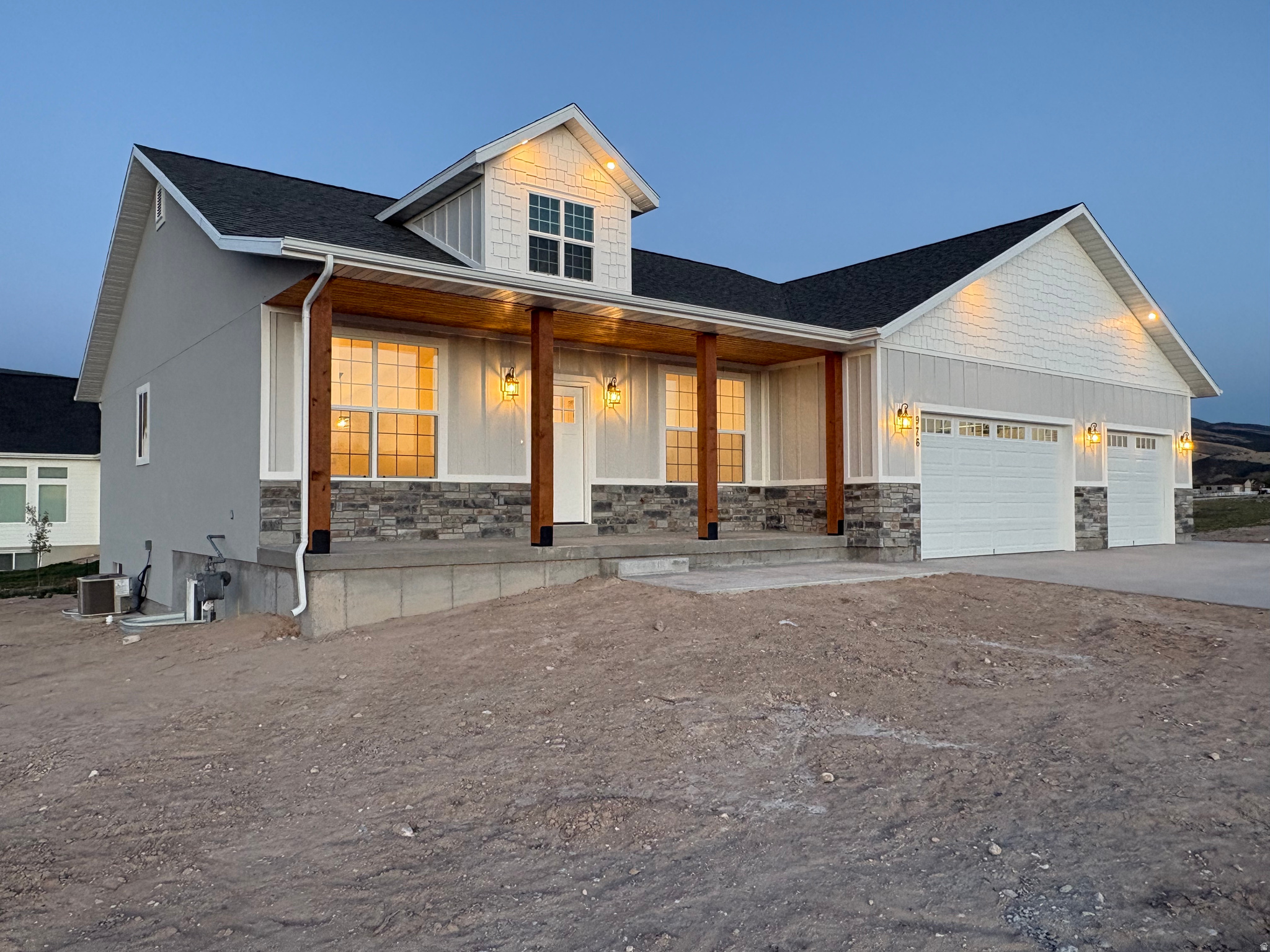 MAYFIELD ESTATES - Residential