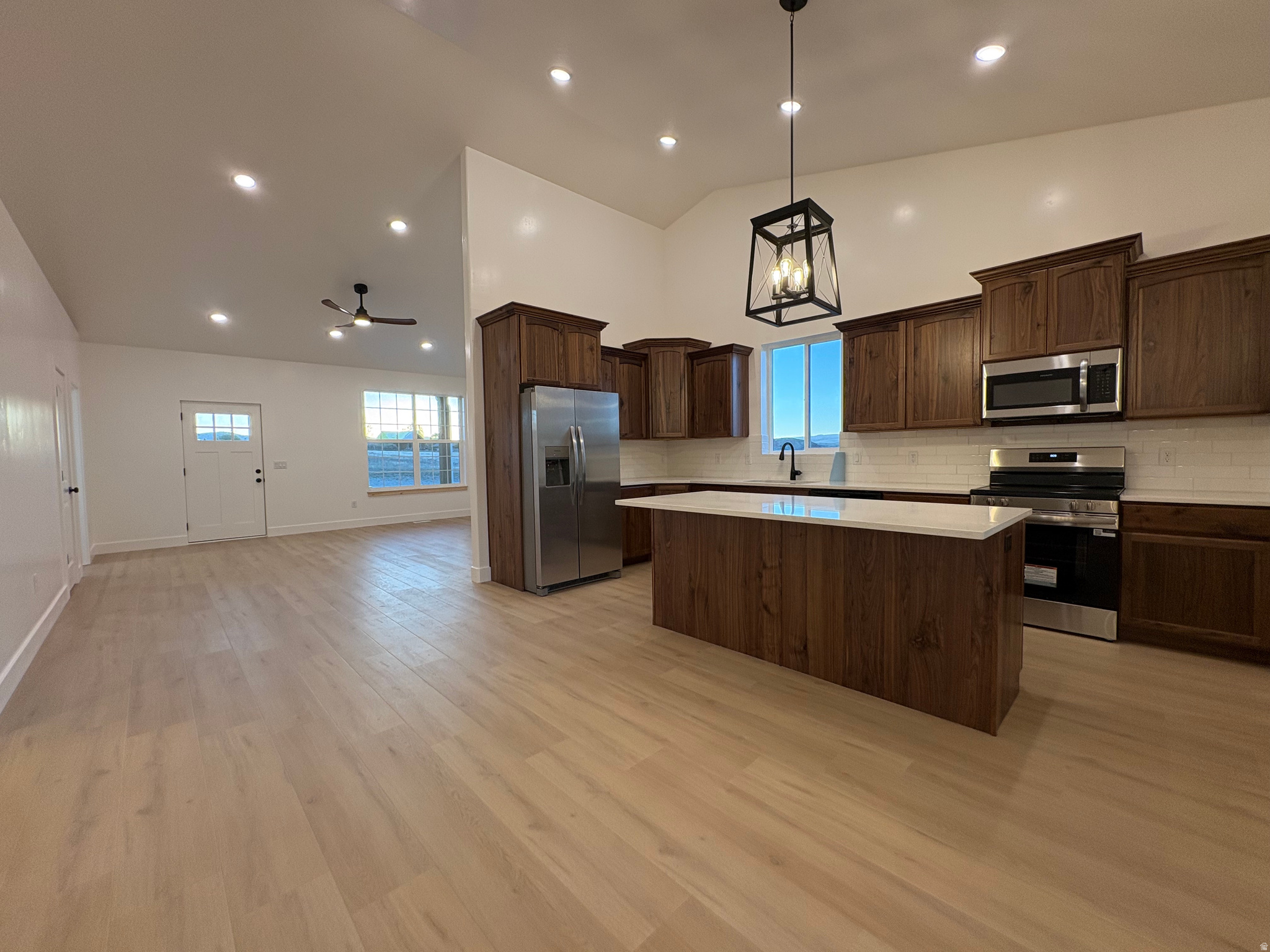 MAYFIELD ESTATES - Residential