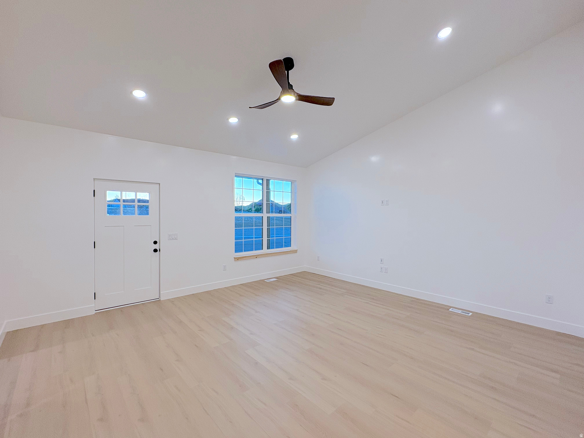 MAYFIELD ESTATES - Residential