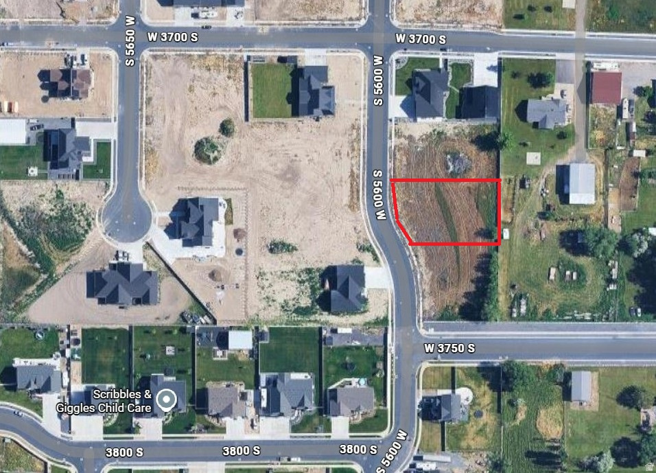 Great opportunity to build your new home on a fully developed 1/2 acre lot in Hooper. Many custom homes already completed in this subdivision. Other homes currently under construction. Lots are builder exclusive with Parade Of Homes builder Woodmere Homes. Contact agent for additional information.