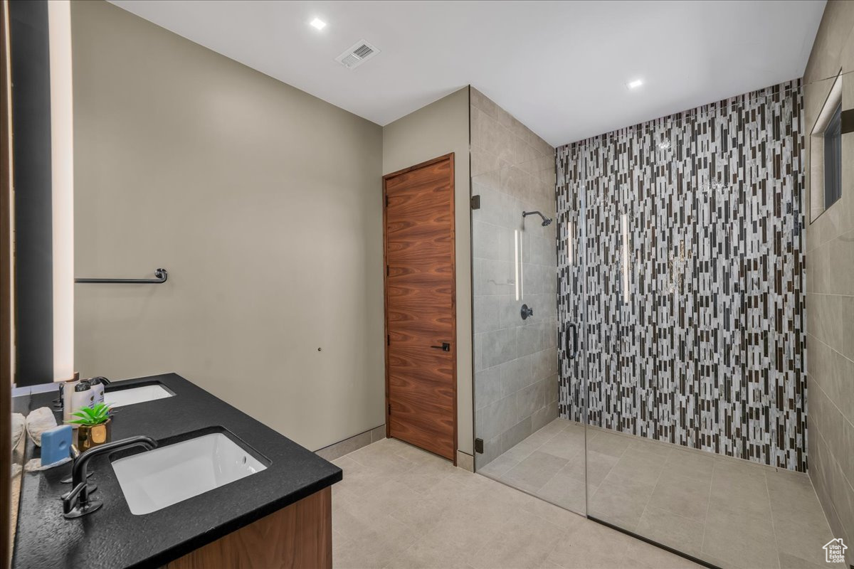 SENTIERRE PADRE CANYON PH 1B - Residential