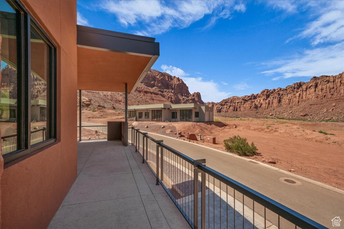 SENTIERRE PADRE CANYON PH 1B - Residential