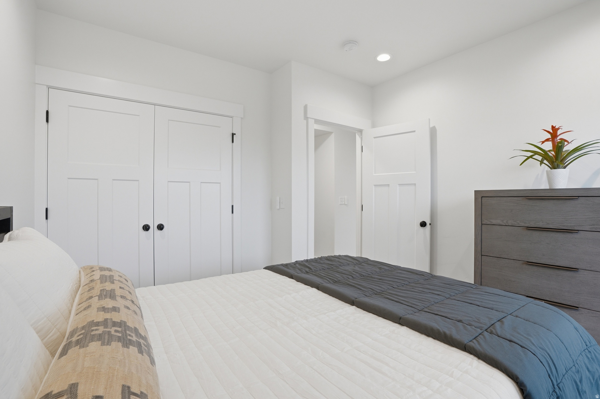 RIDGES - Residential