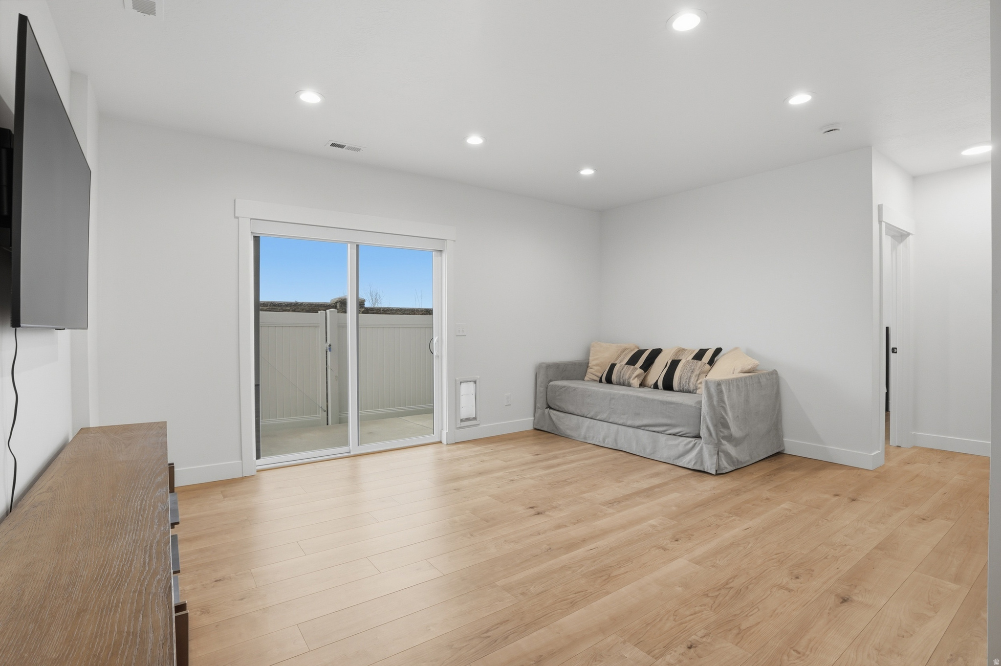 RIDGES - Residential
