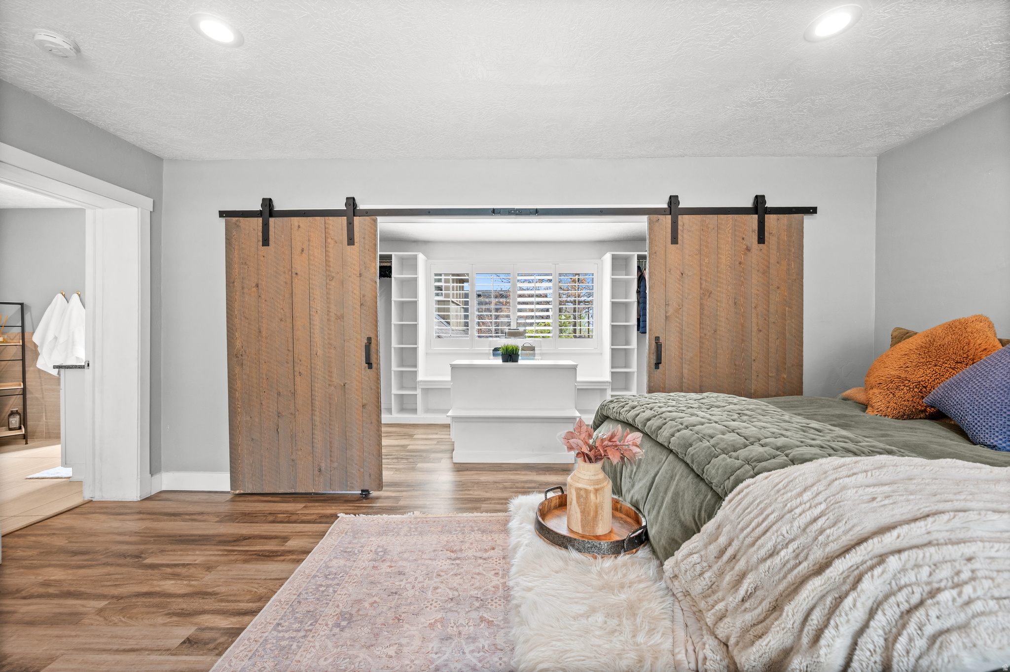 AVENUES - Residential