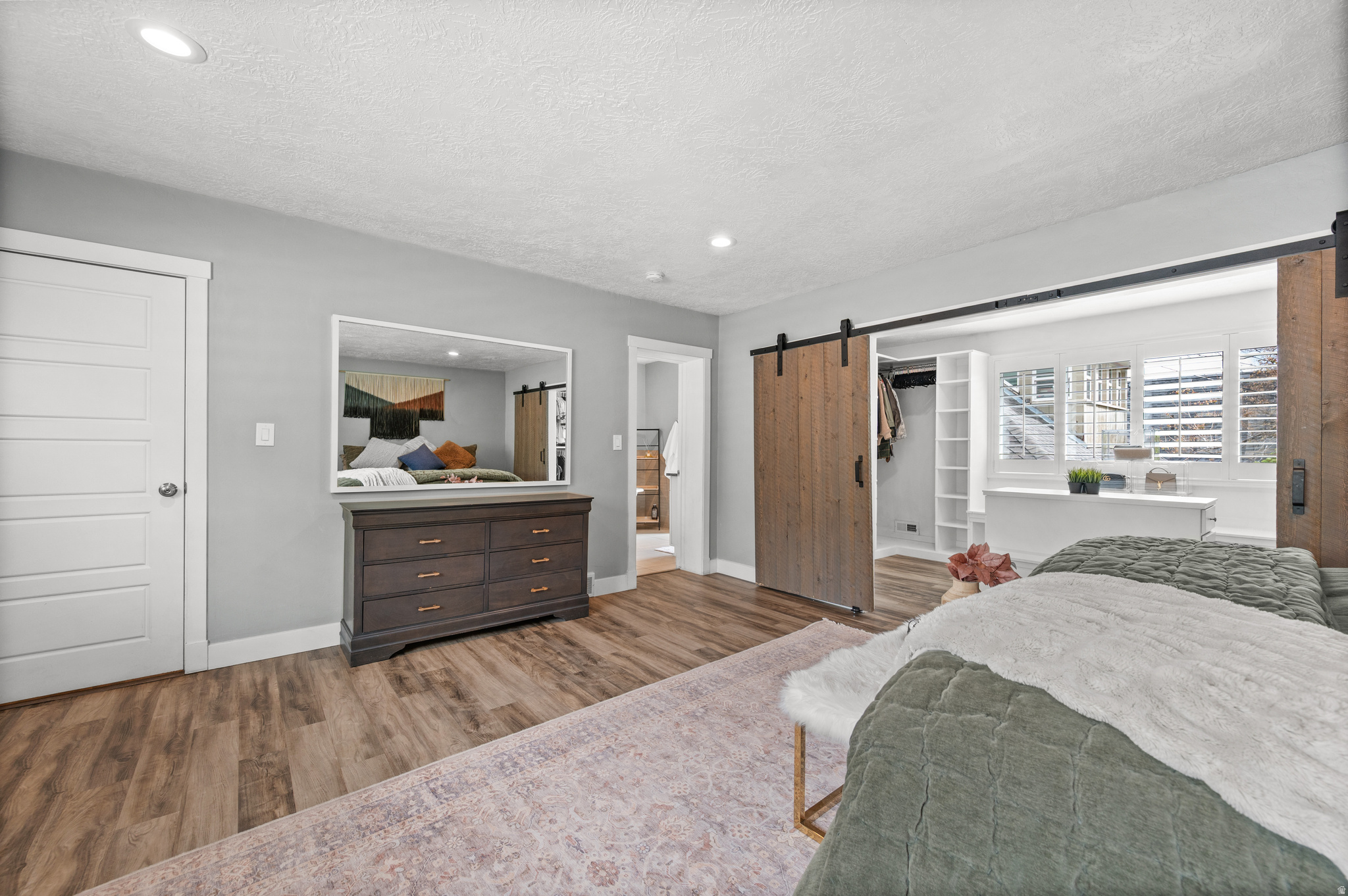 AVENUES - Residential