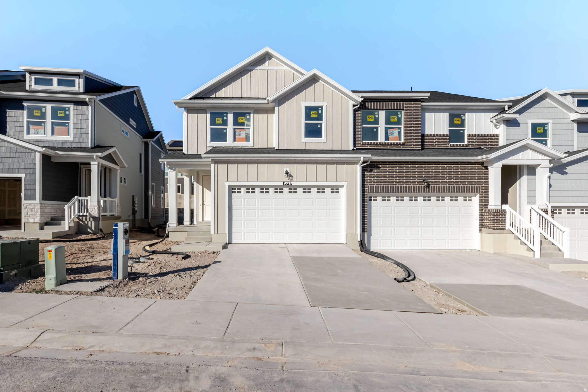 Discover the perfect mix of comfort and convenience with your new townhome at Ridgehorne! This up-and-coming community is part of the beautiful Mt. Saratoga master plan, featuring parks, trails, and expansive open spaces. You'll love the added amenities, including a clubhouse, pool, basketball court, bark park, playgrounds, and more! Plus, Ridgehorne offers easy access to Utah Lake, The Ranches Golf Club, local shopping and dining, and Pioneer Crossing for a smooth commute. Reach out today to learn more or schedule your visit!