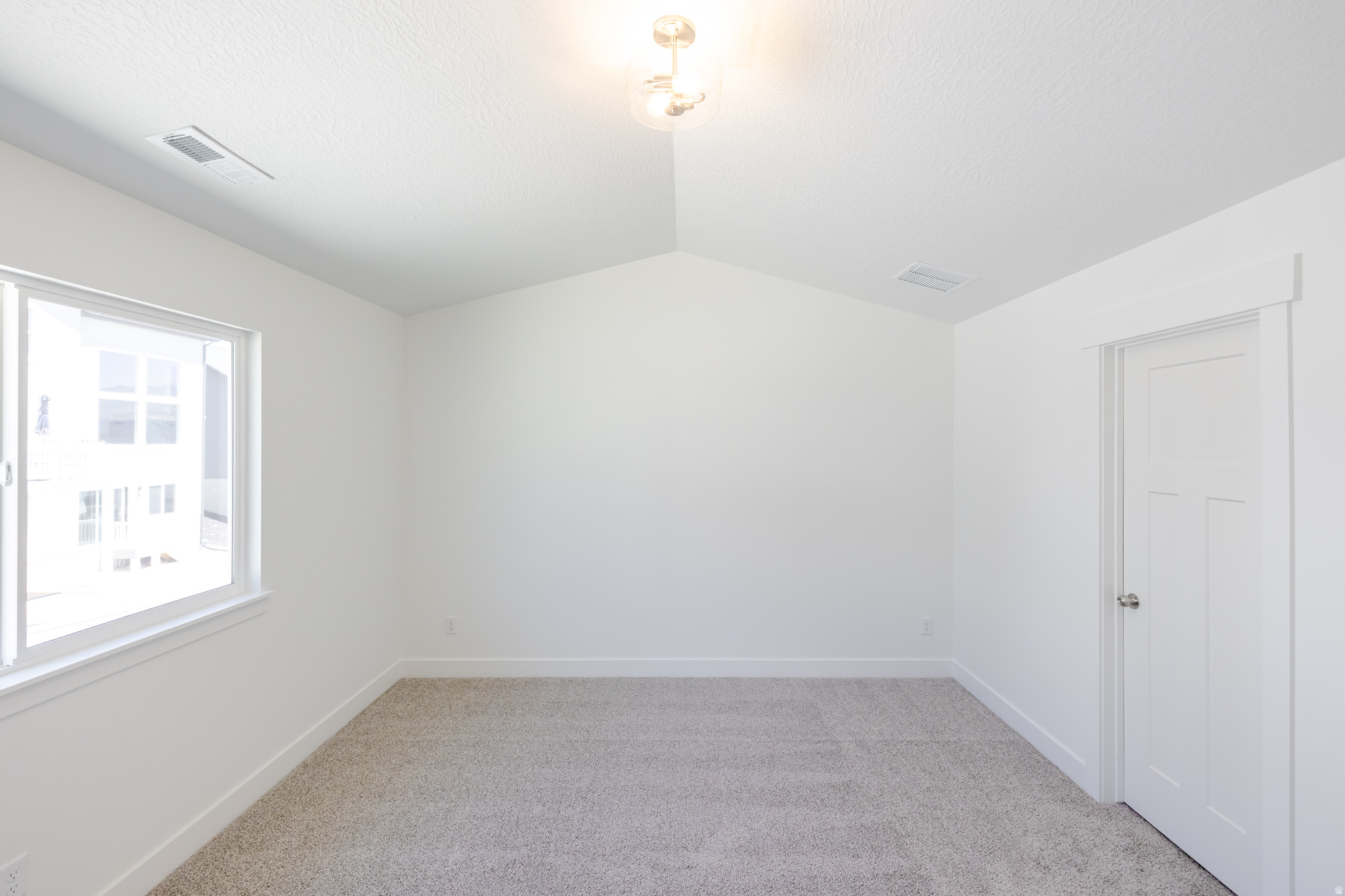 RIDGEHORNE - Residential