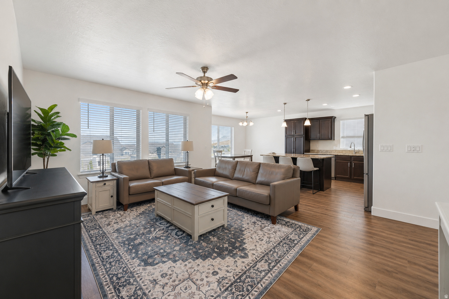 RIDGE - Residential