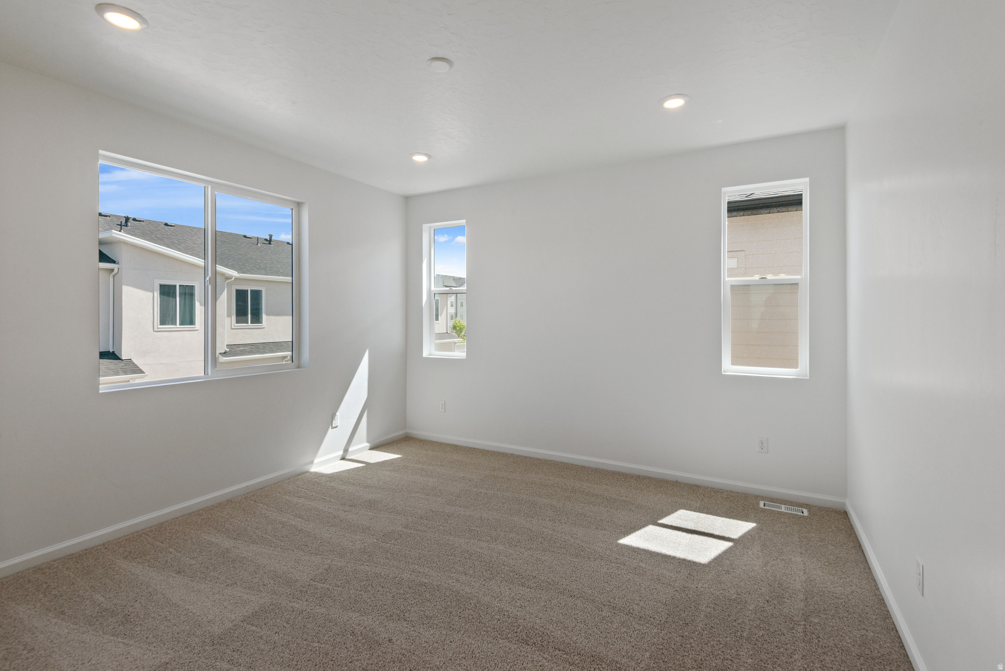 VILLAGES AT ARROWHEAD PARK - Residential