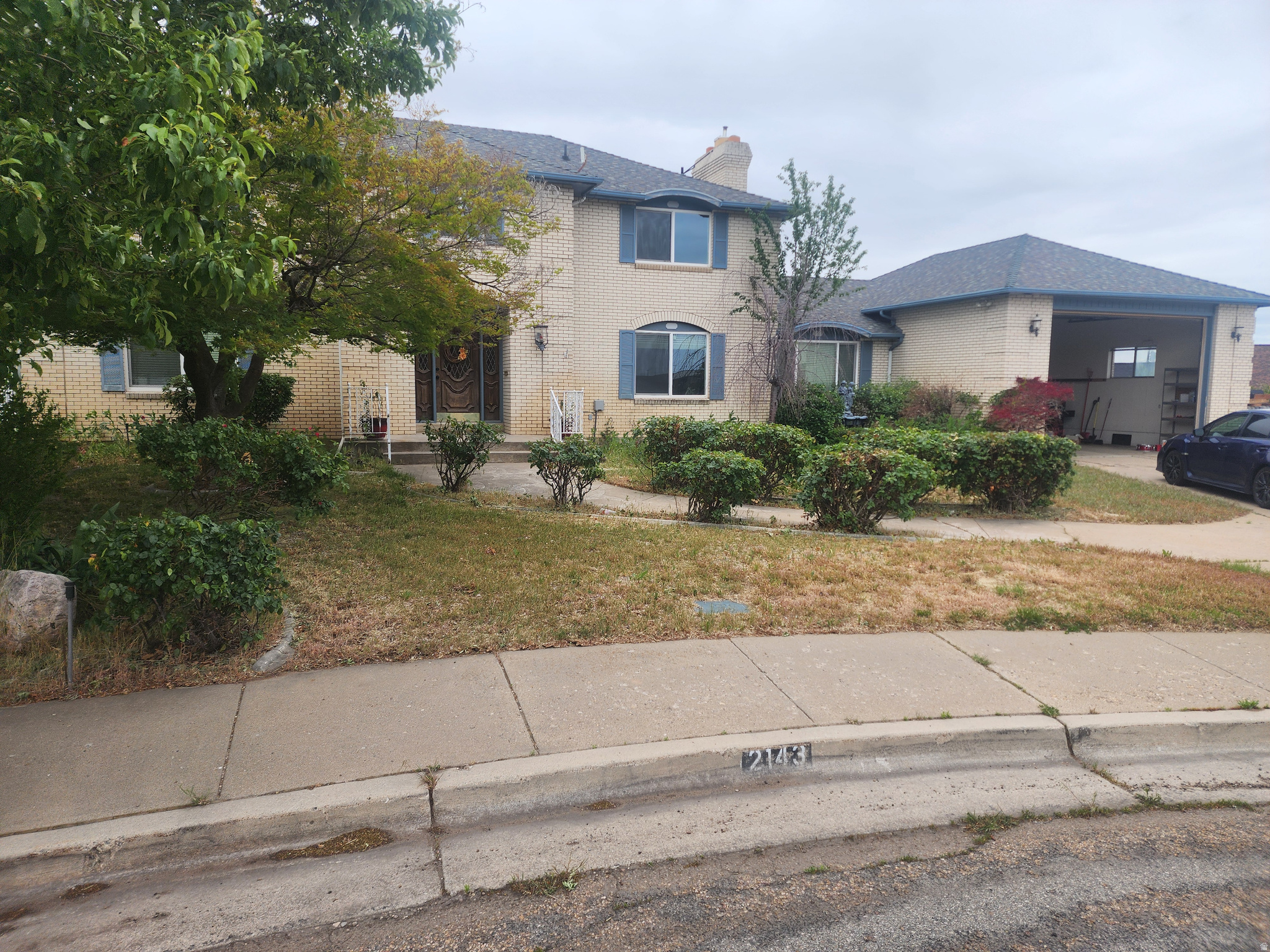 ROSEWOOD - Residential