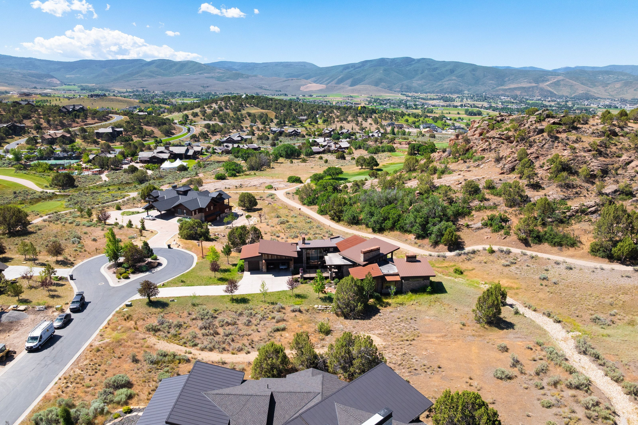 RED LEDGES - Land