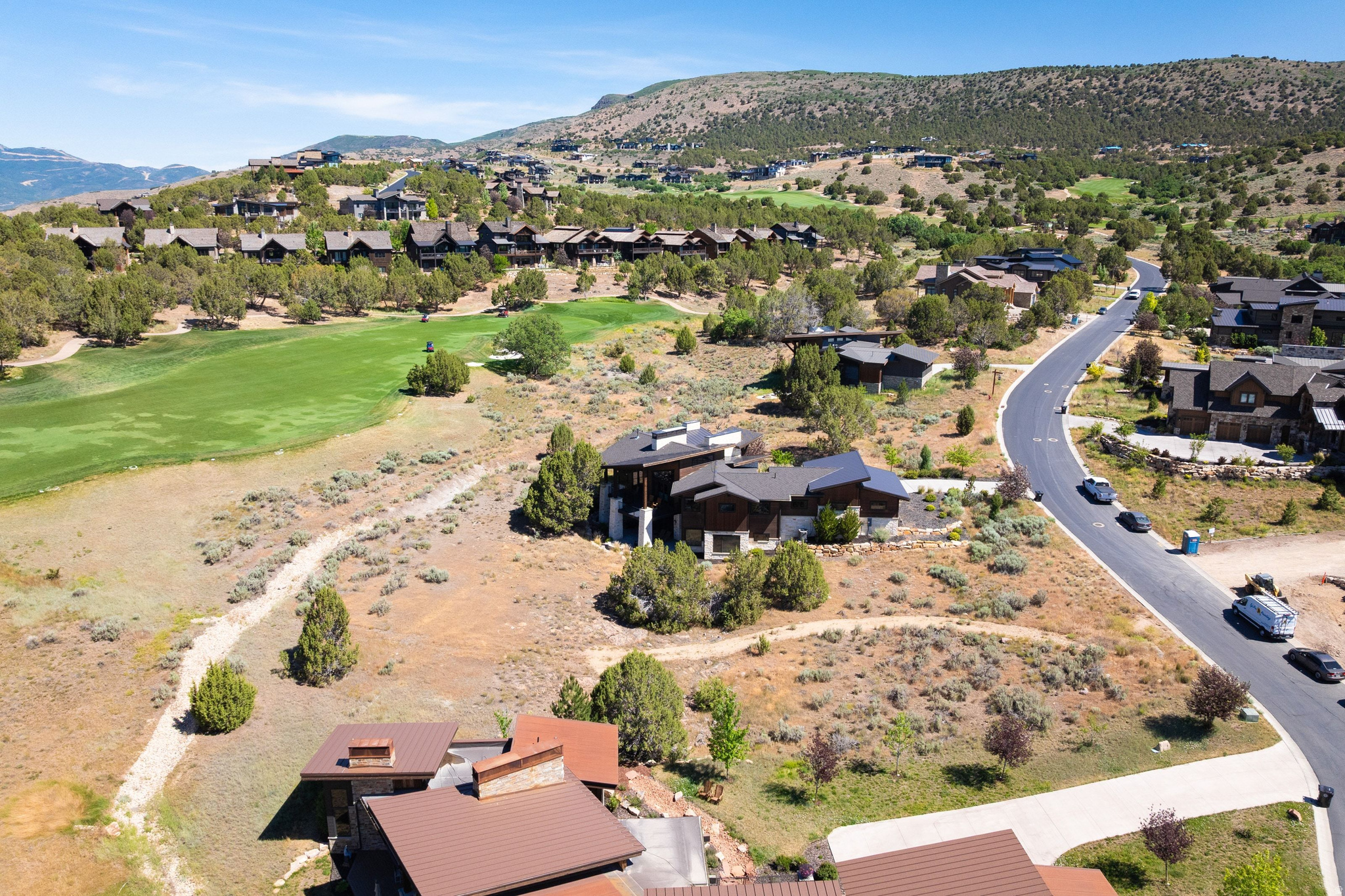 RED LEDGES - Land