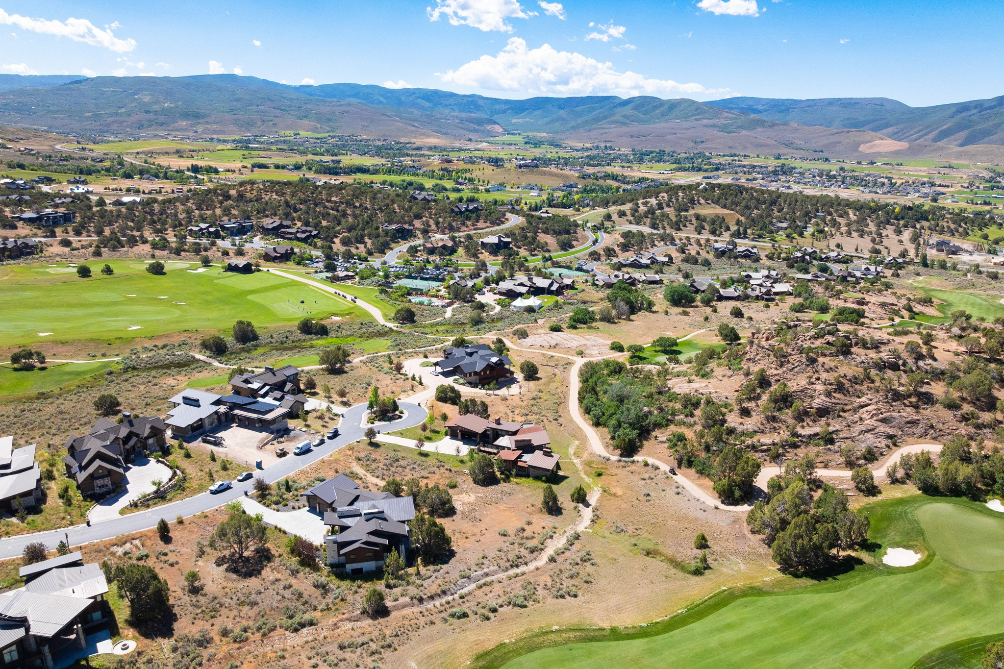 RED LEDGES - Land
