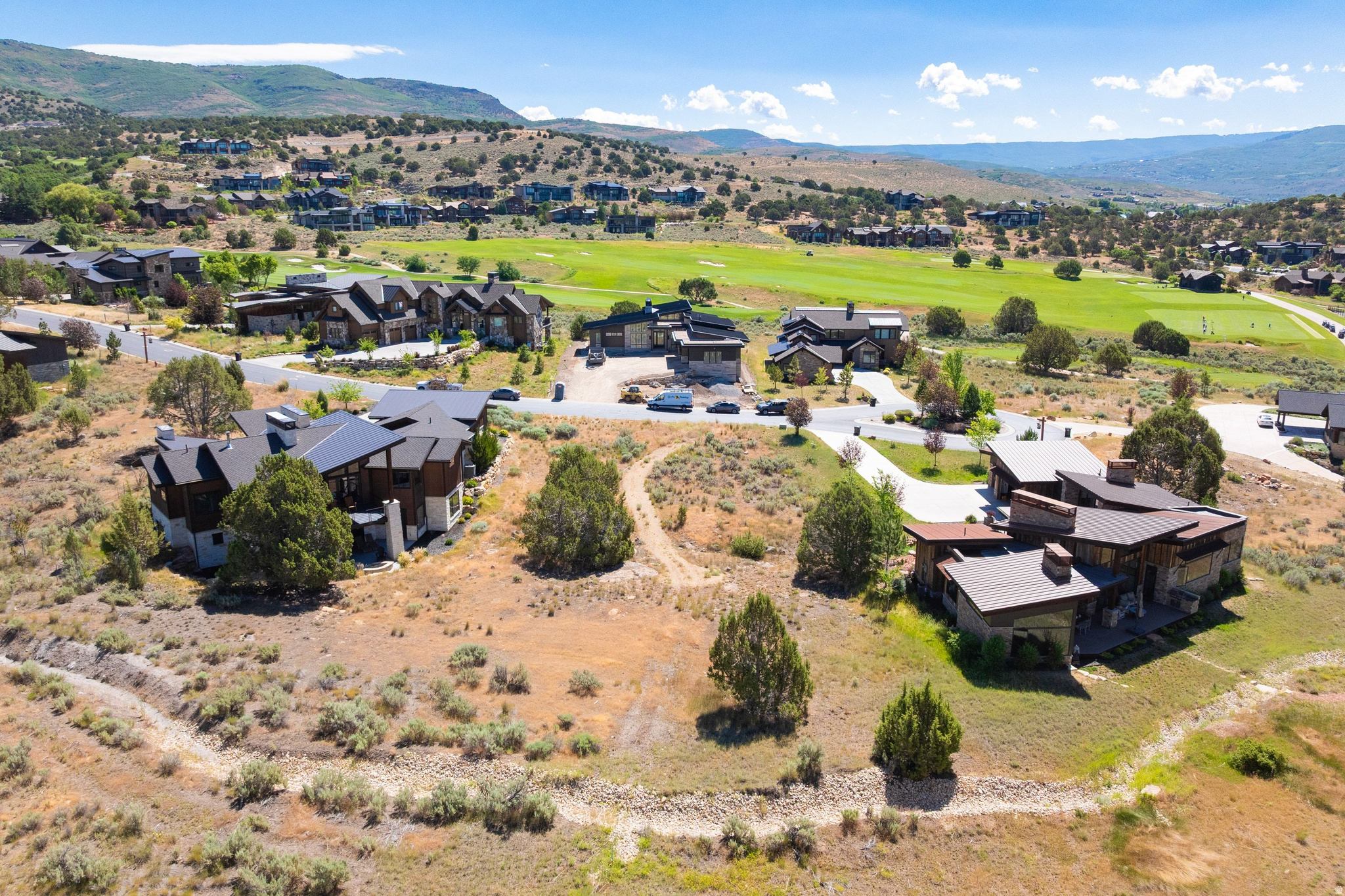 RED LEDGES - Land