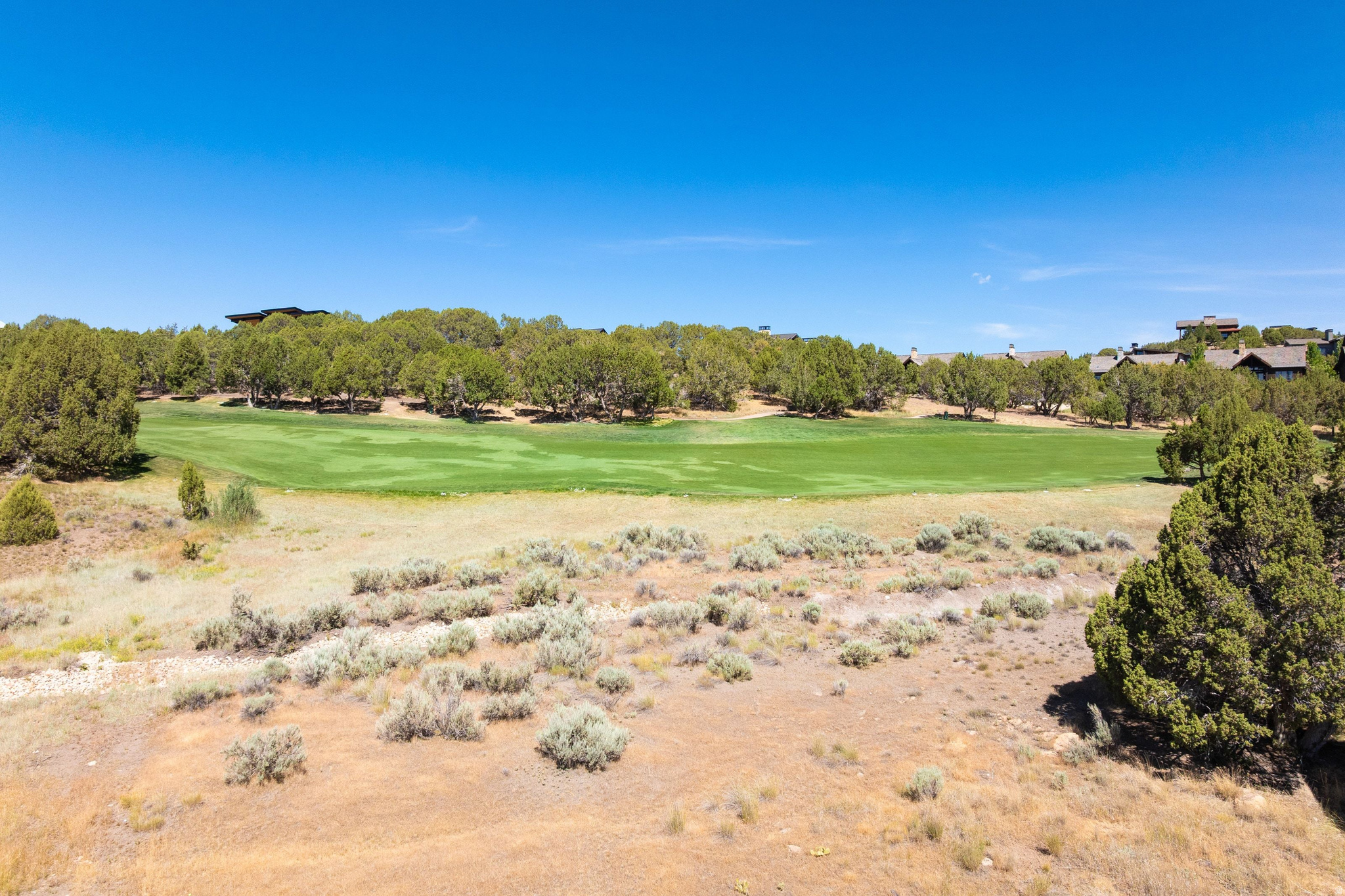 RED LEDGES - Land