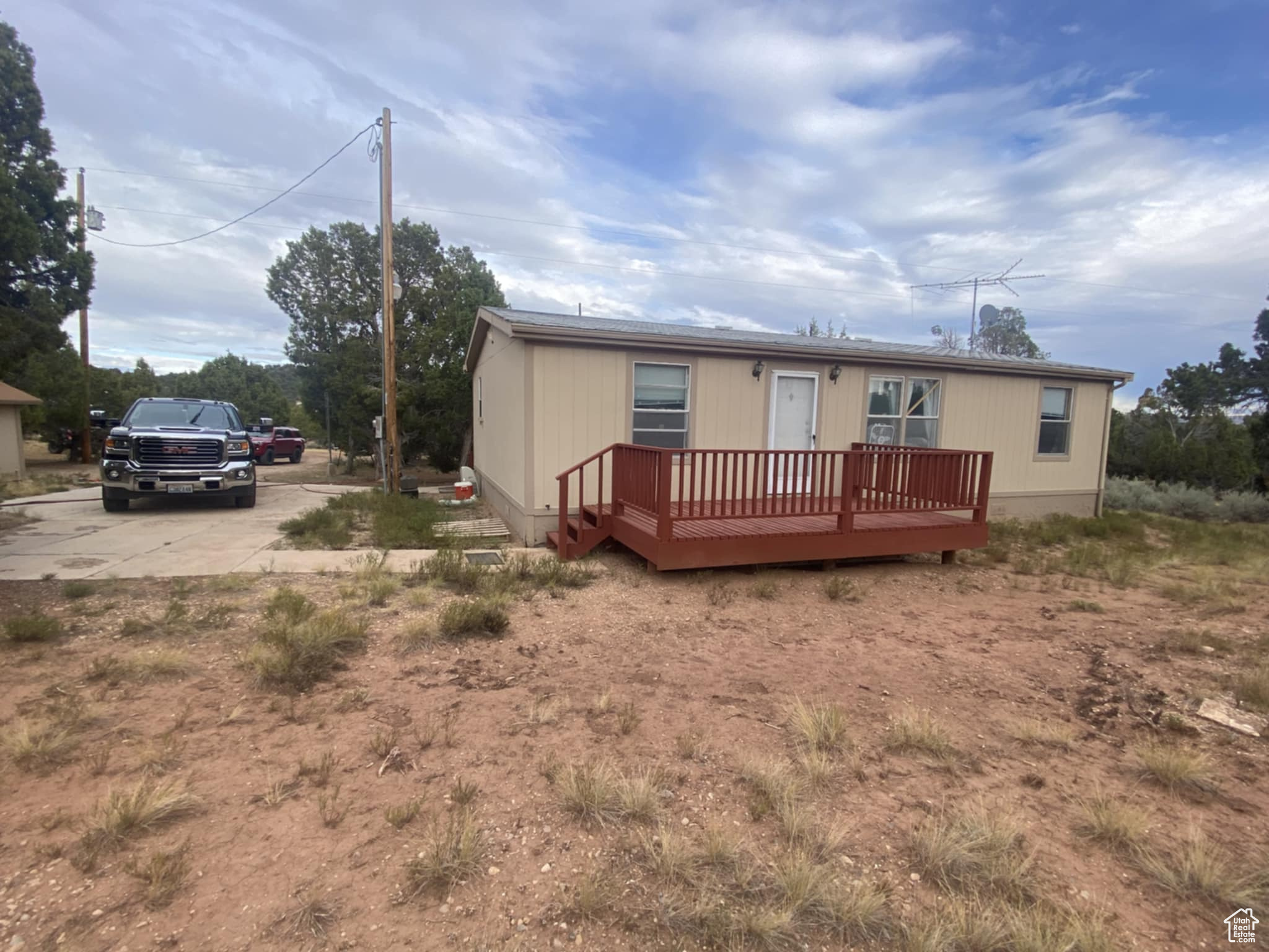 BANDANNA RANCH - Residential