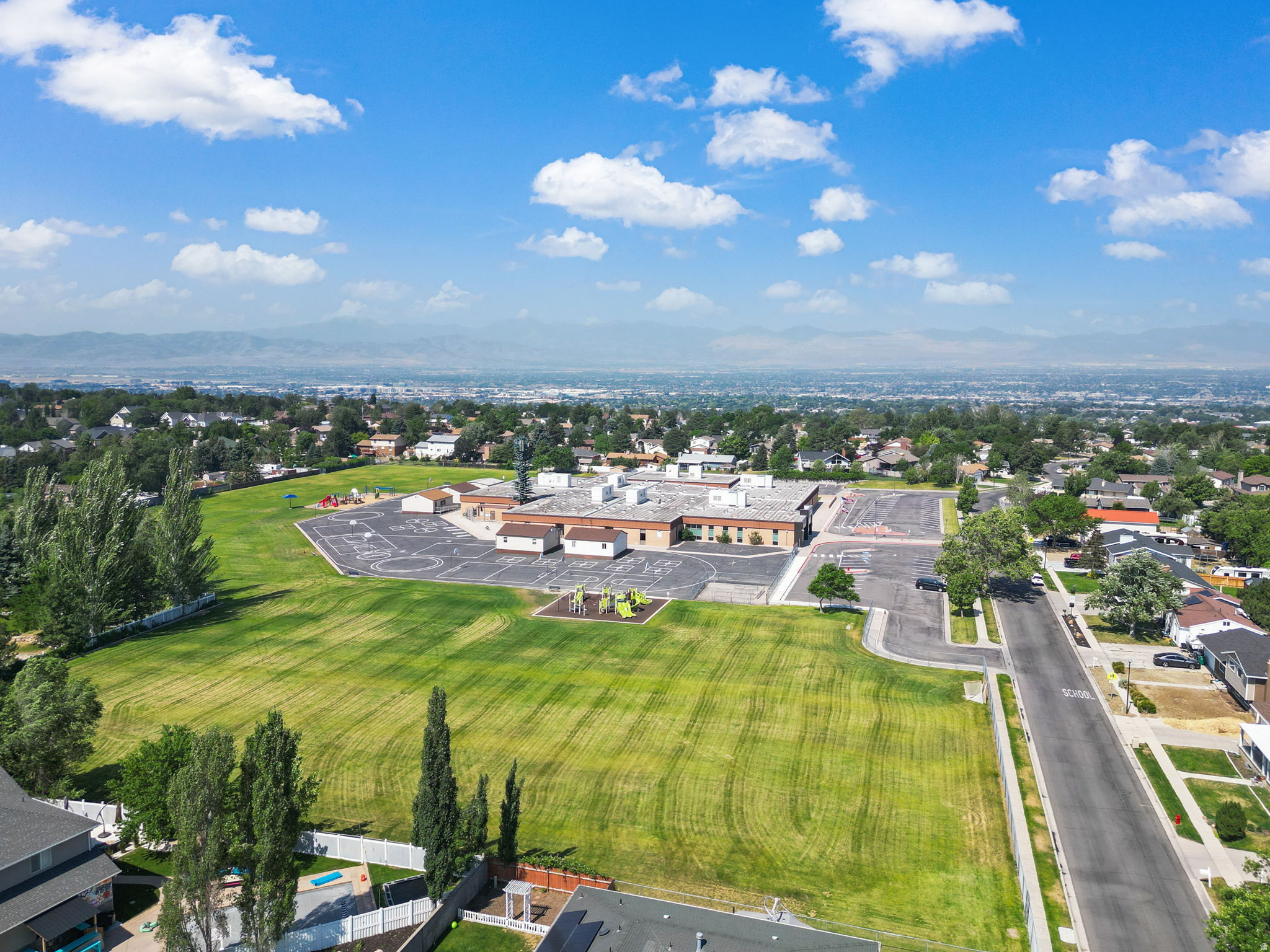 SUNRISE VALLEY - Residential