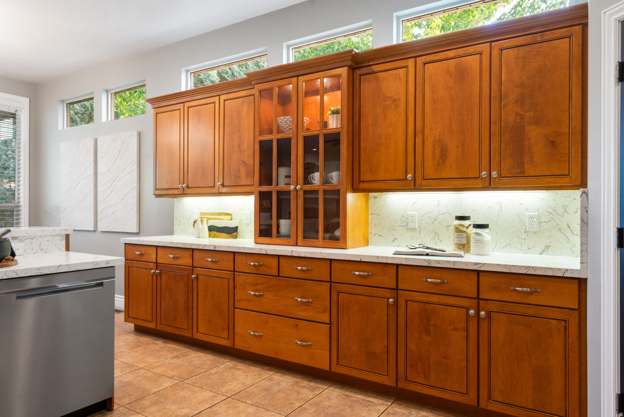 SUNRISE VALLEY - Residential