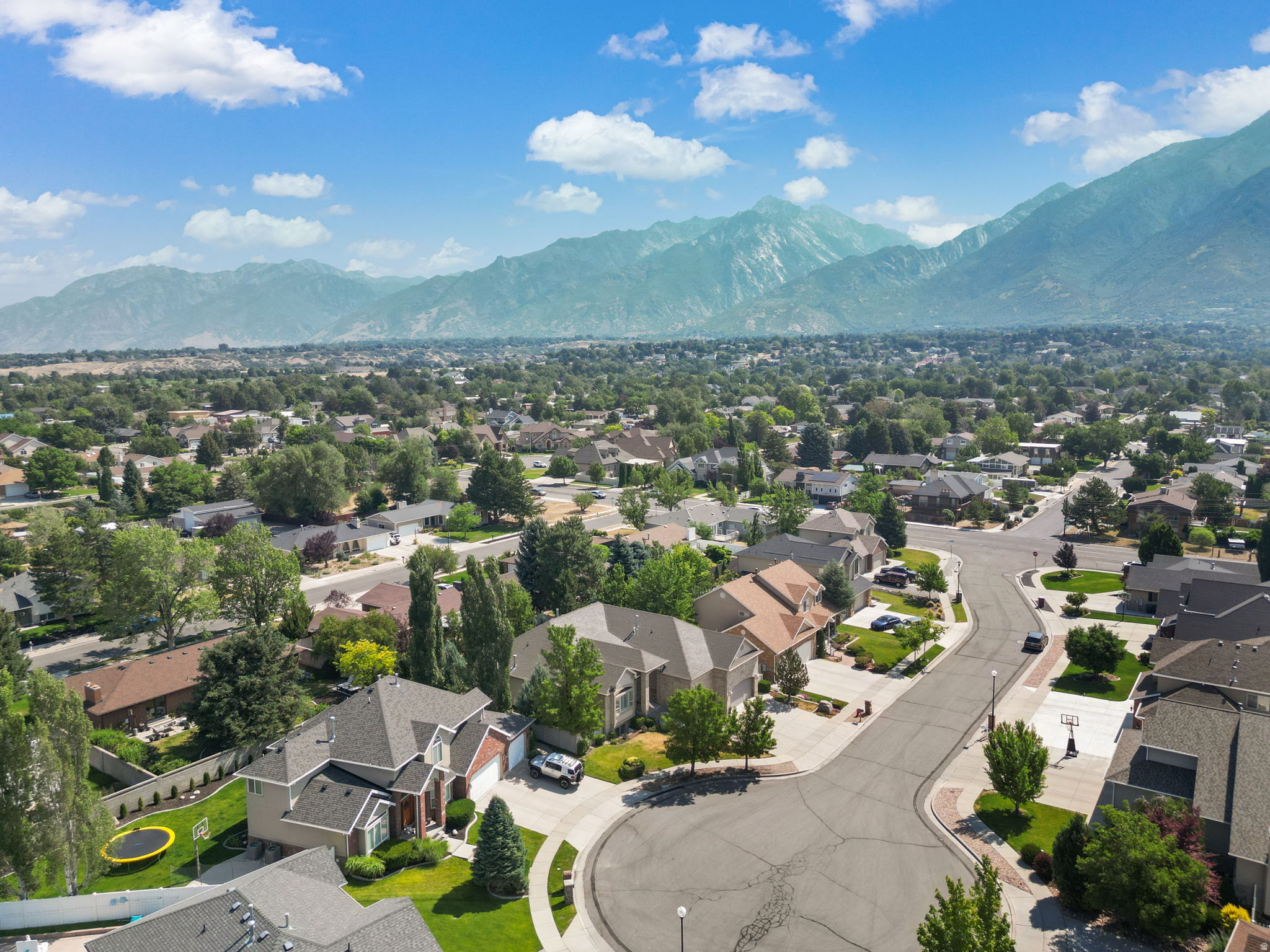 SUNRISE VALLEY - Residential